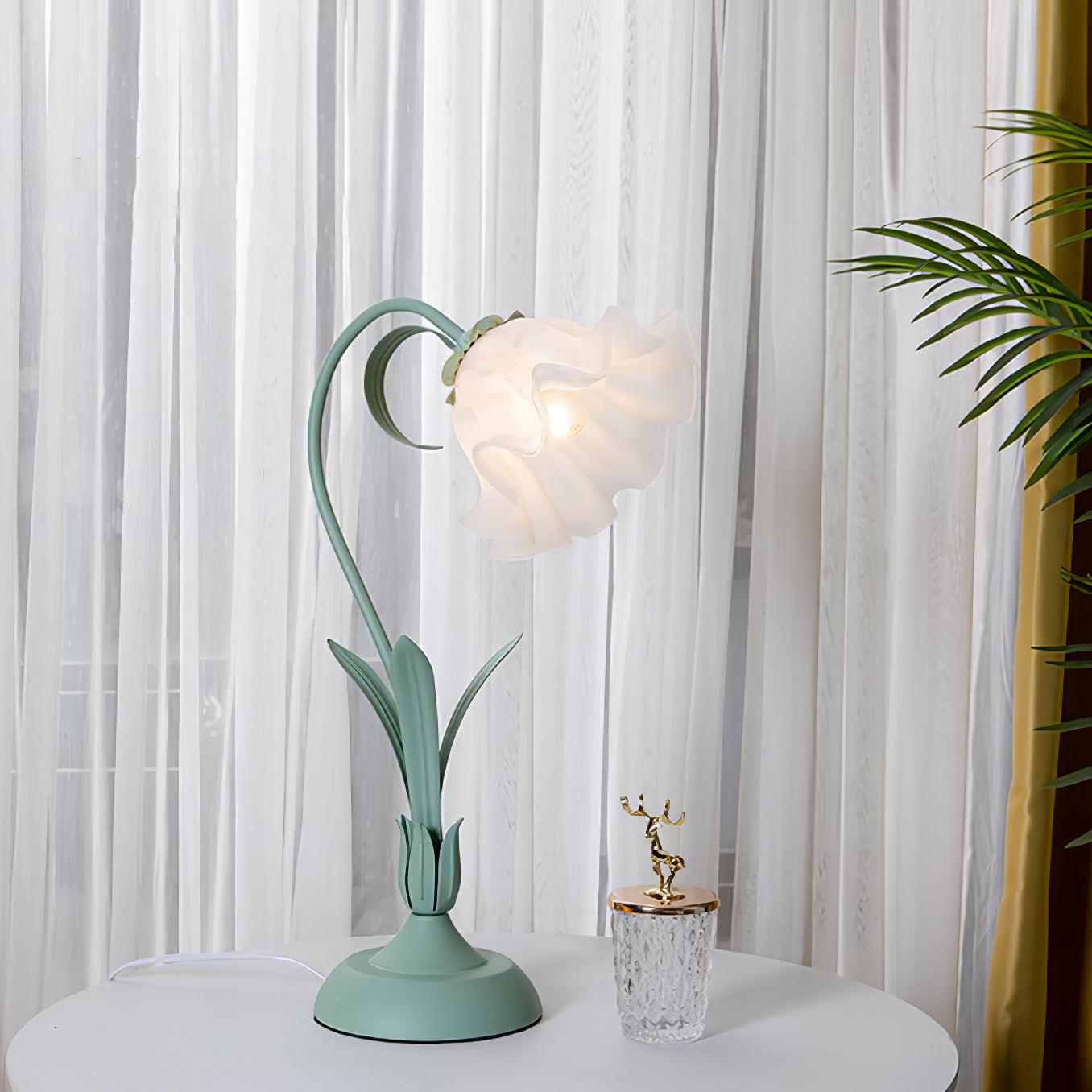 Zorien Acrylic Floral Table Lamp - Letslighting