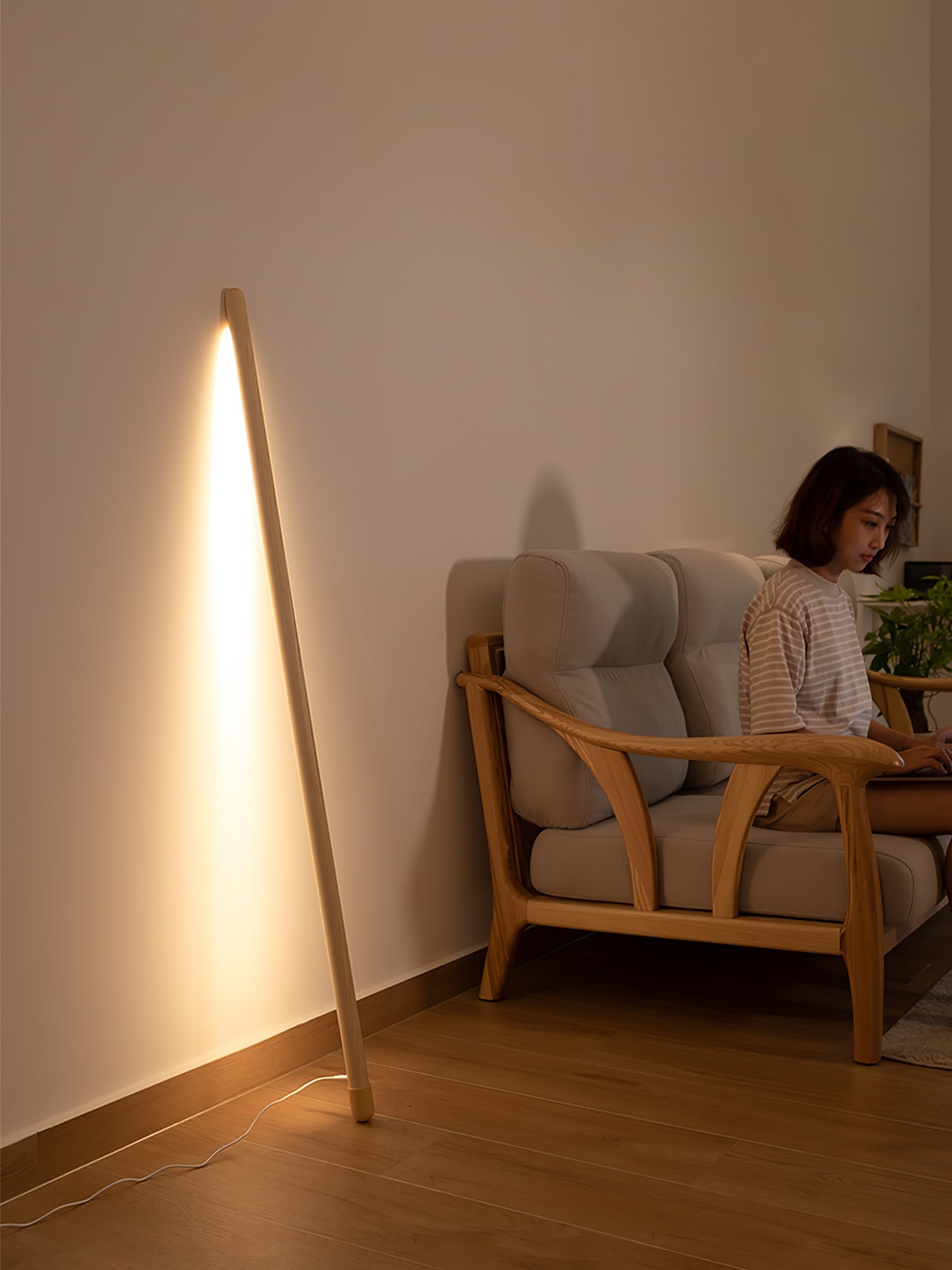 Amos Linear Modern Wood Floor Lamp - Letslighting