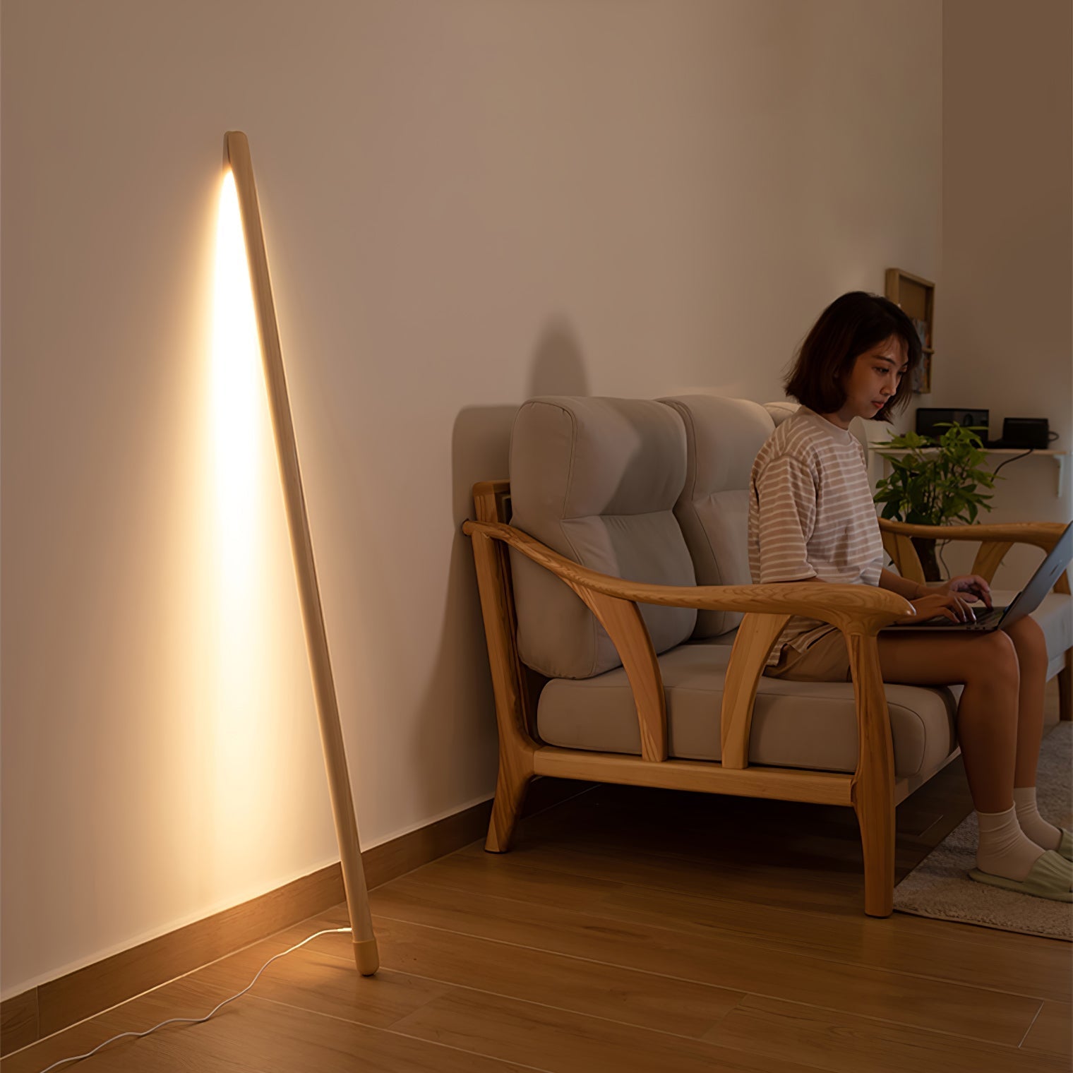Amos Linear Modern Wood Floor Lamp - Letslighting