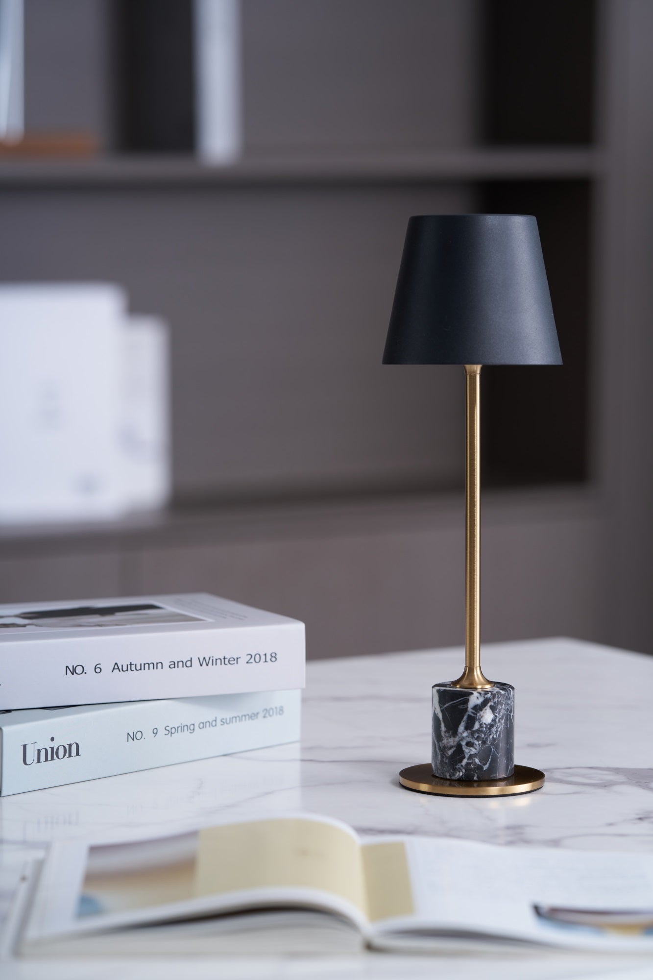 Penny Minimalist Table Lamp - Letslighting