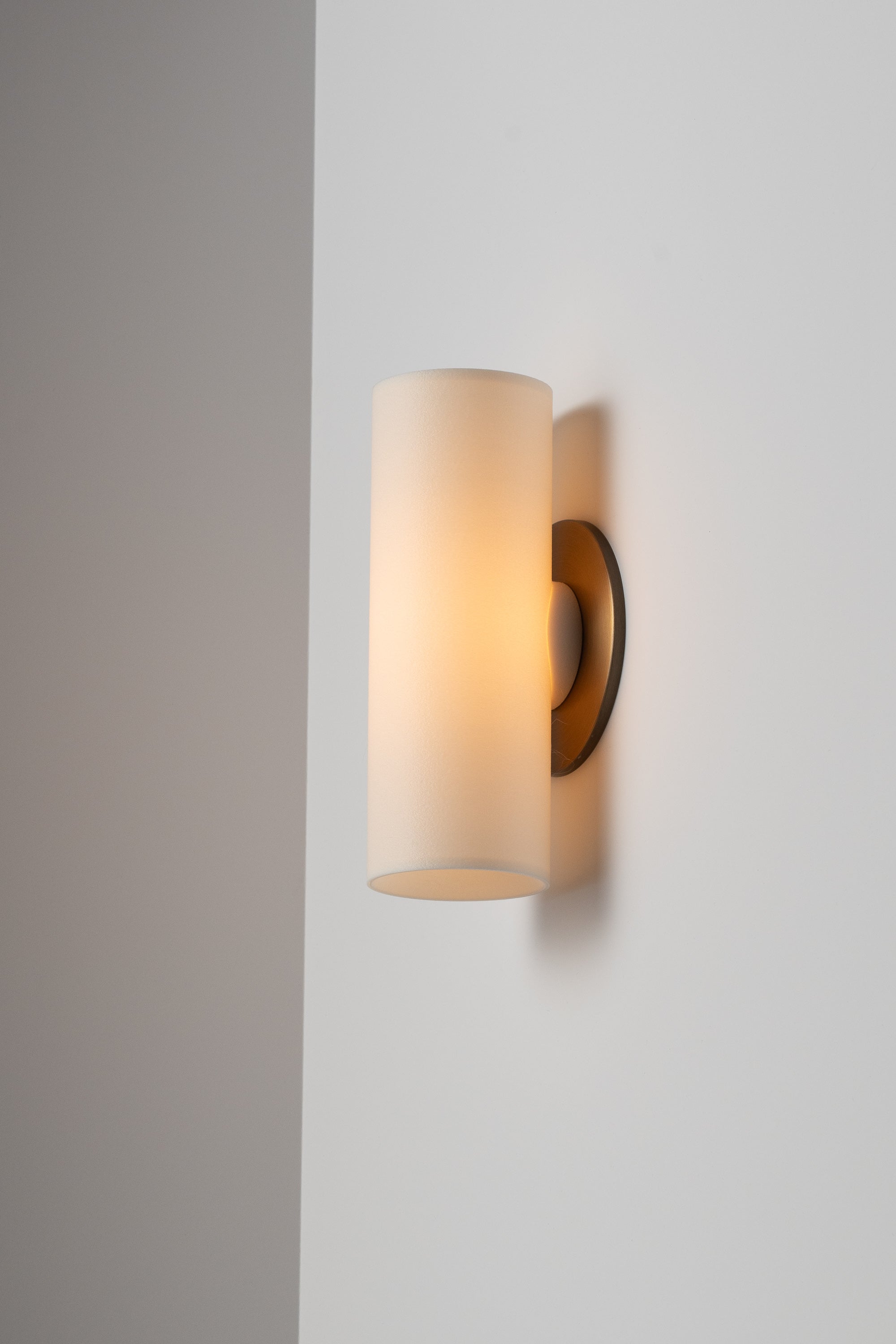 Ivsileth Modern Minimalist Plastic Wall Lamp - Letslighting