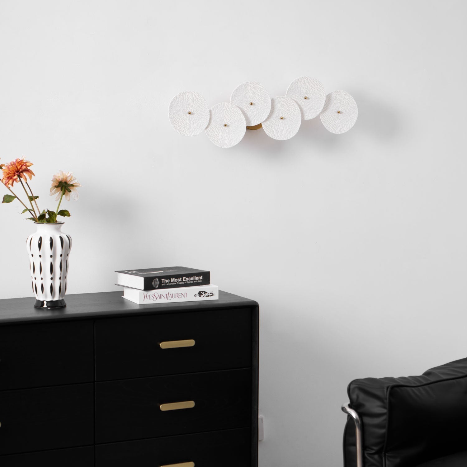 Jesse Elegance Nordic Art Petal Wall Lamp - Letslighting