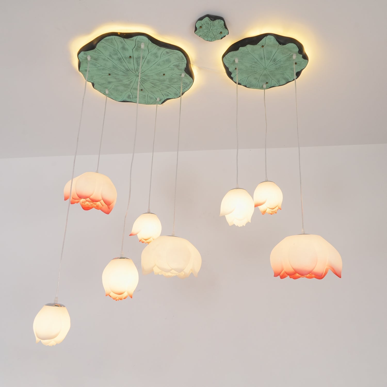 Lustra Chandelier Lotus Floral Pendant Pink White 7-Light - Letslighting