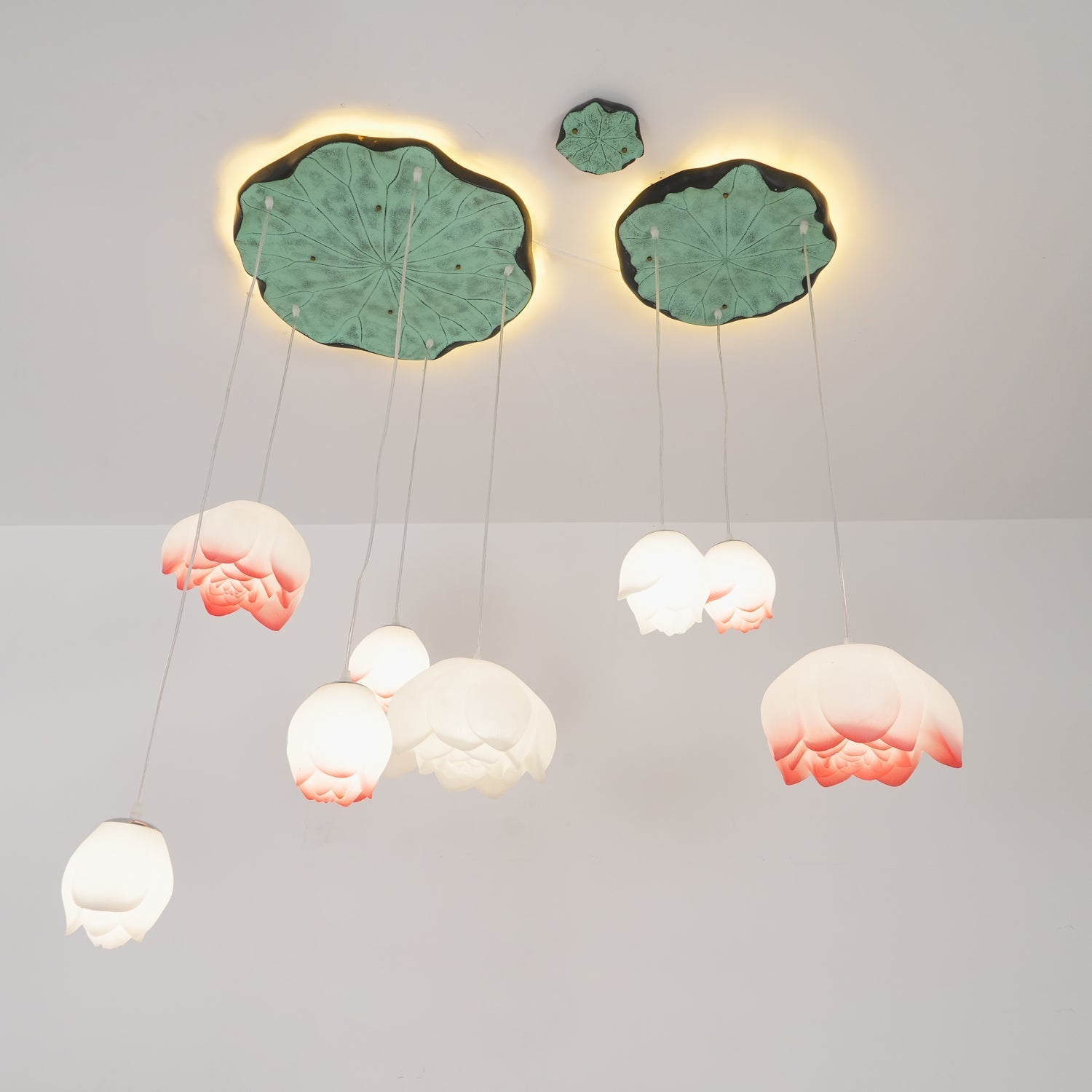 Lustra Chandelier Lotus Floral Pendant Pink White 7-Light - Letslighting
