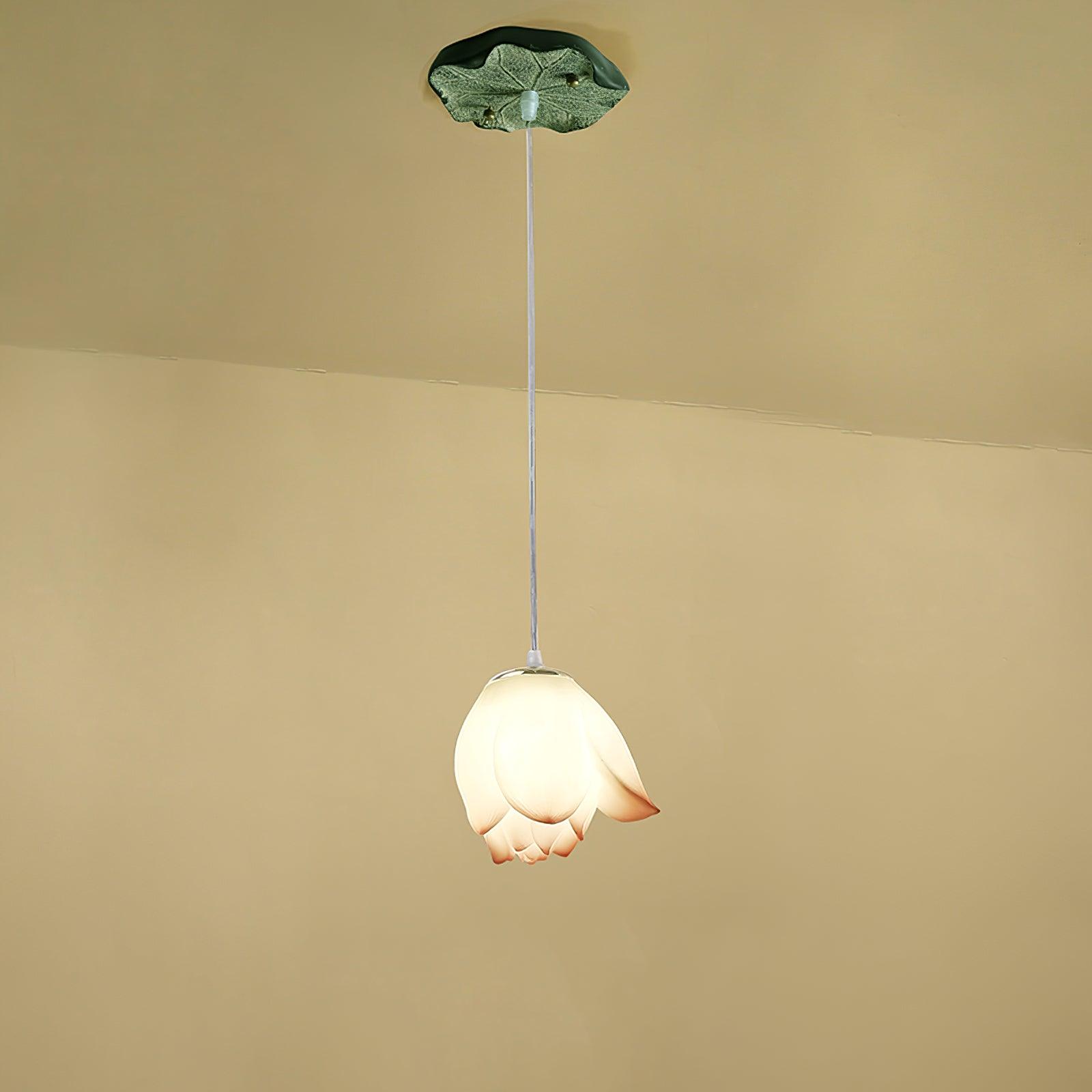 Lustra Chandelier Lotus Floral Pendant Pink White 7-Light - Letslighting