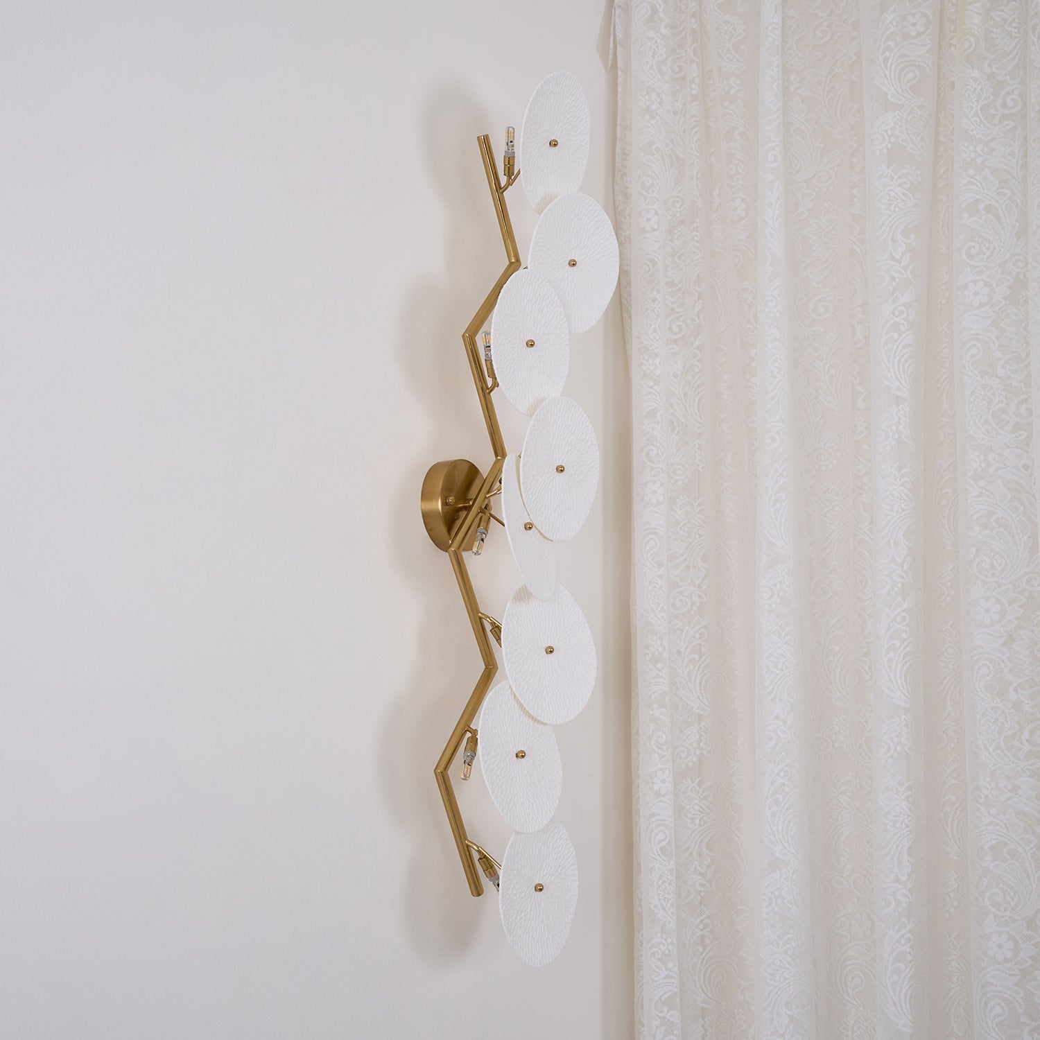Jesse Elegance Nordic Art Petal Wall Lamp - Letslighting