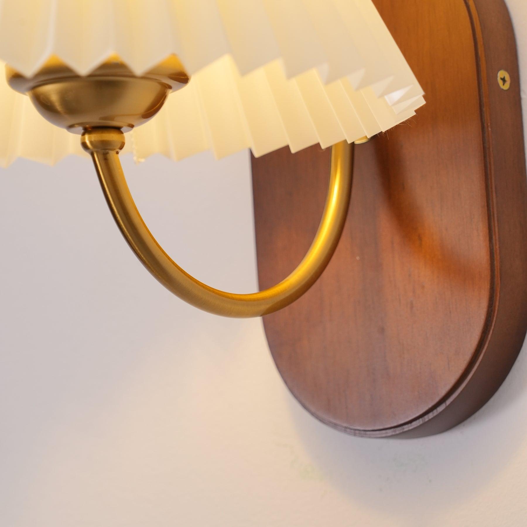 Solenne Vintage Pleated Shade Wall Lamp - Letslighting