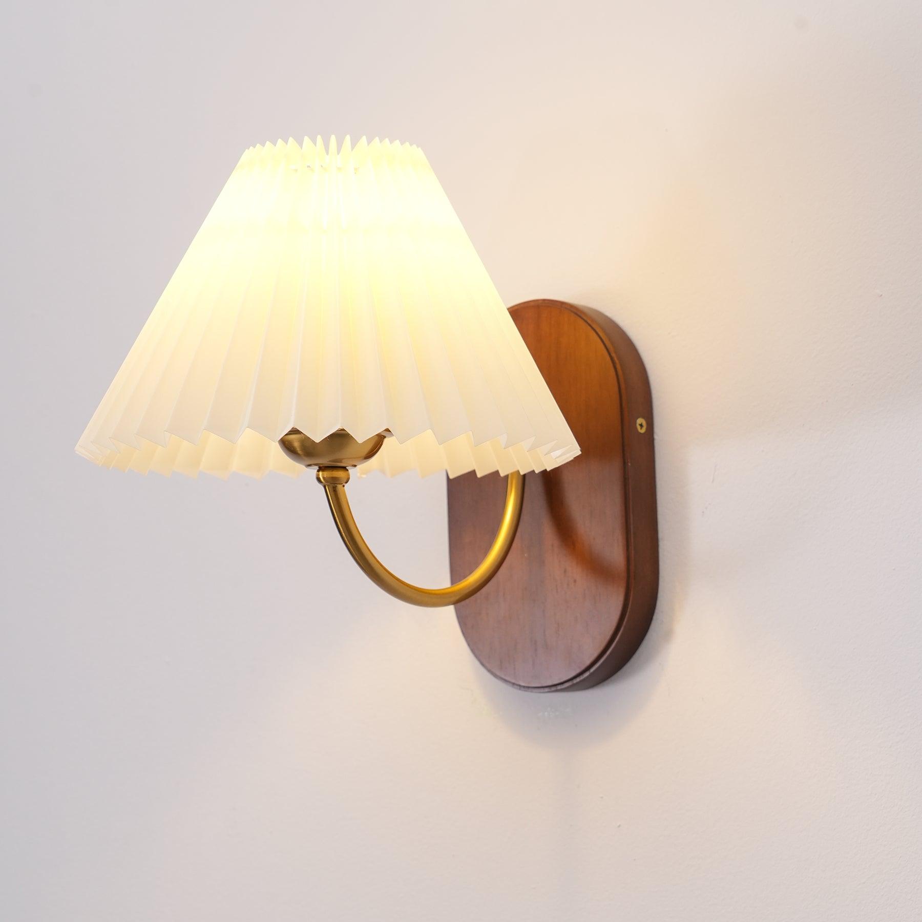 Solenne Vintage Pleated Shade Wall Lamp - Letslighting