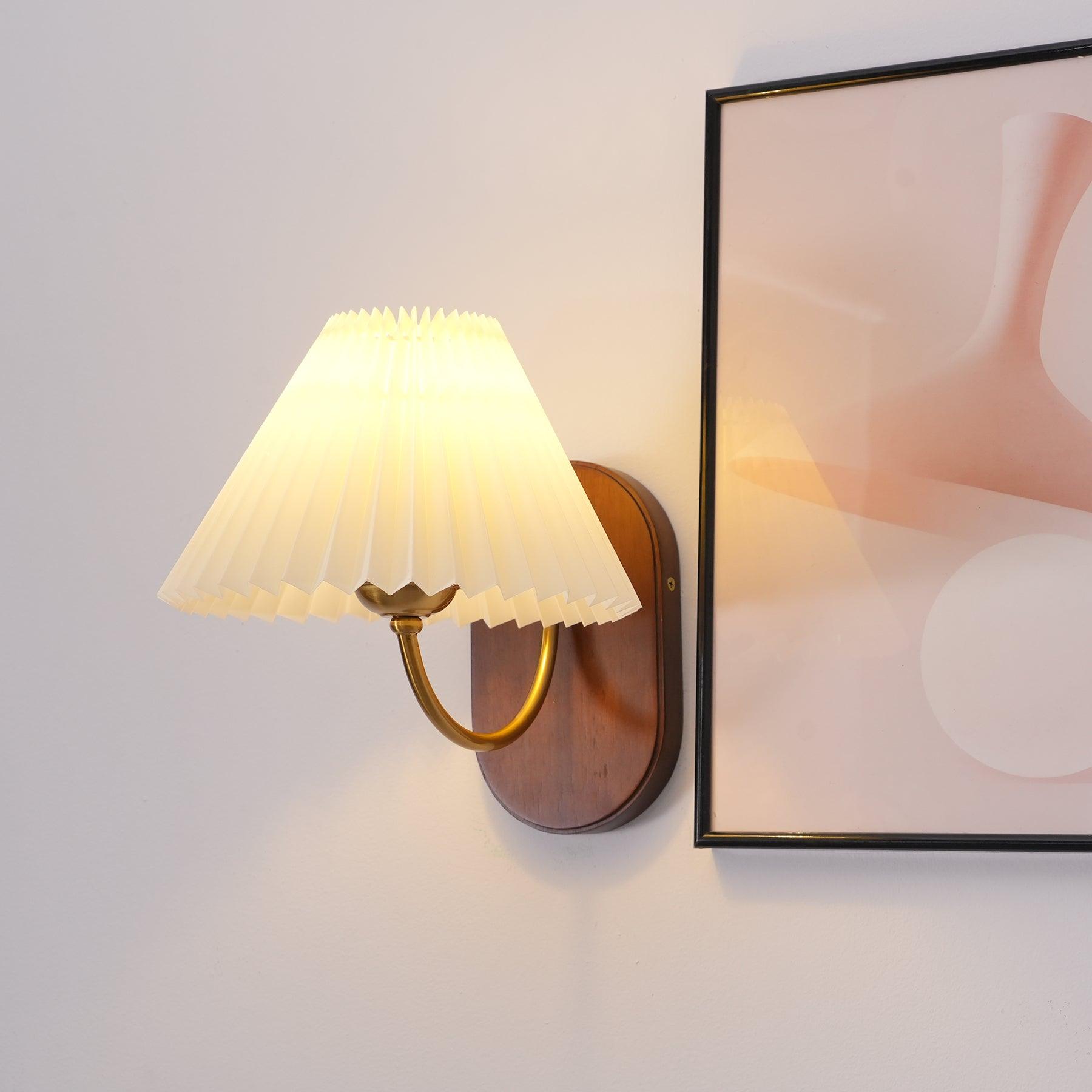 Solenne Vintage Pleated Shade Wall Lamp - Letslighting