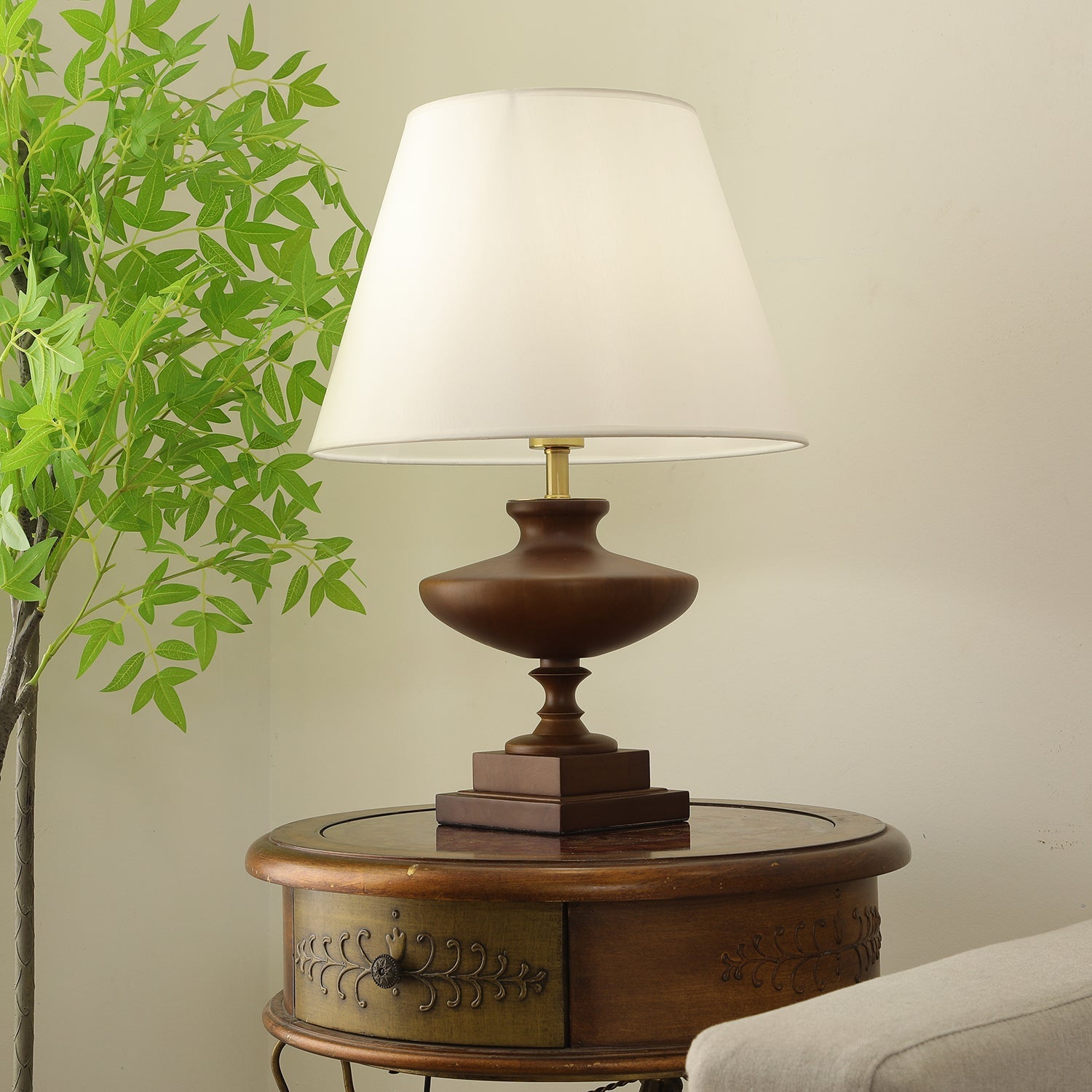Liorat Wood & Fabric Table Lamp - Letslighting