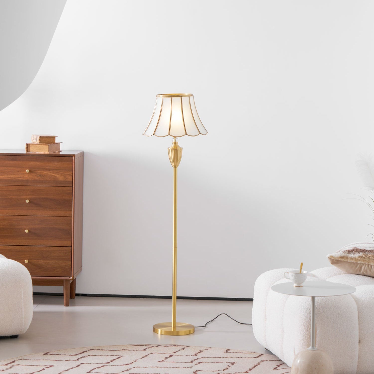 Quell Brass Luxury Floor Lamp - Letslighting