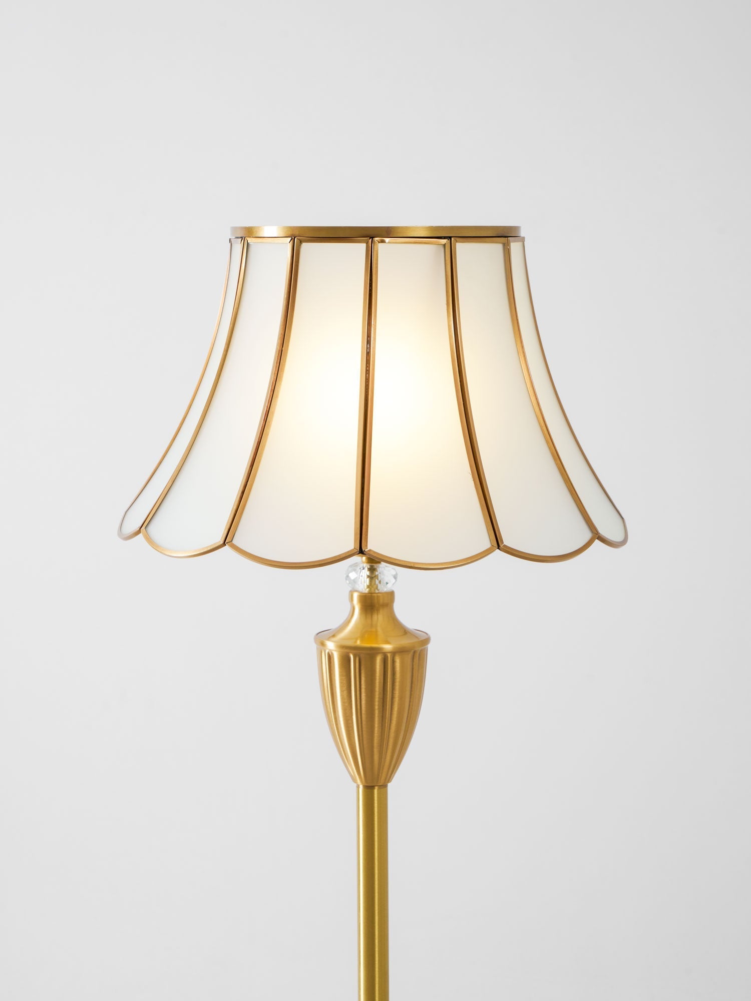 Quell Brass Luxury Floor Lamp - Letslighting