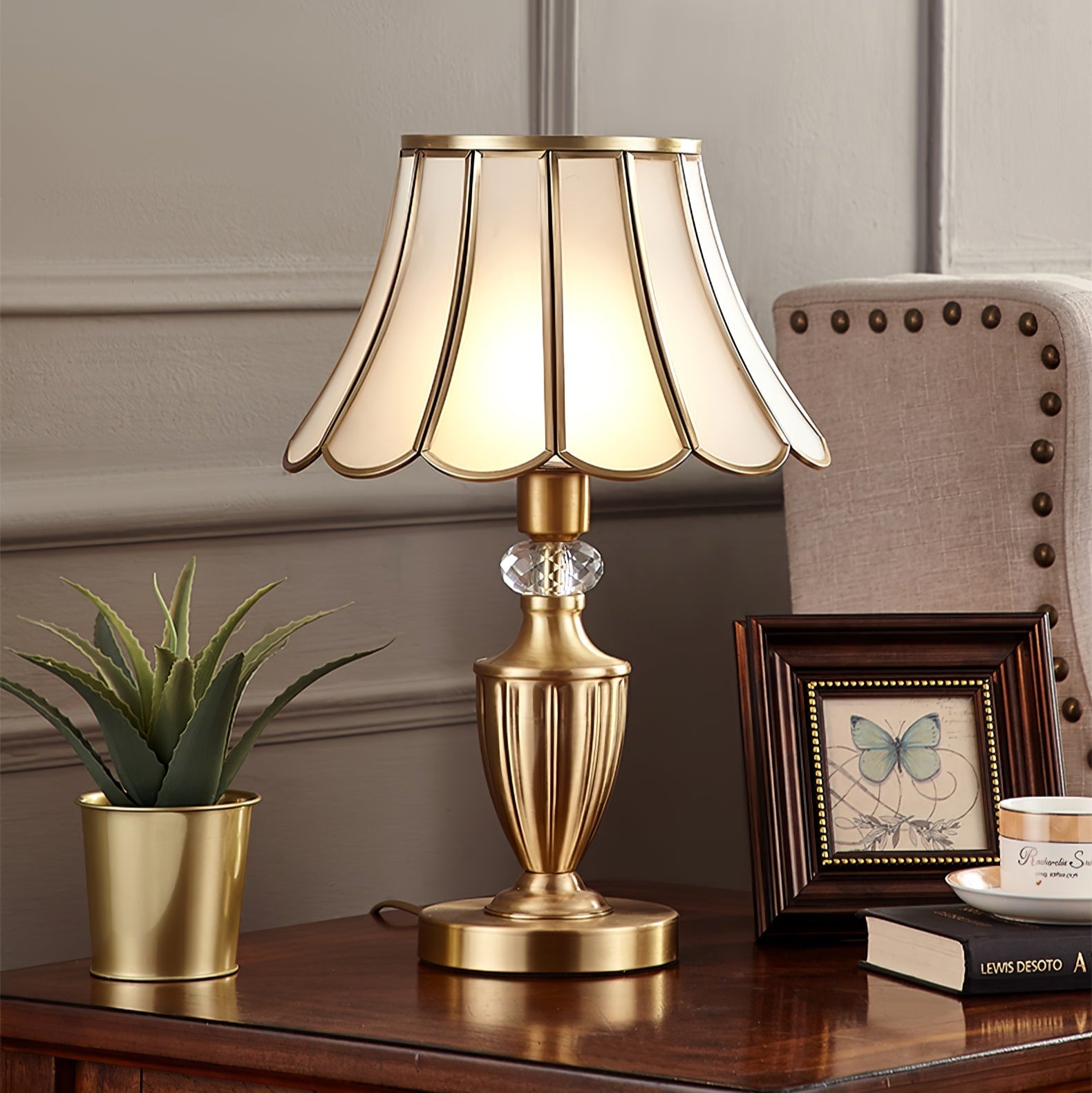 Valencia Brass & Glass Vintage Table Lamp - Letslighting