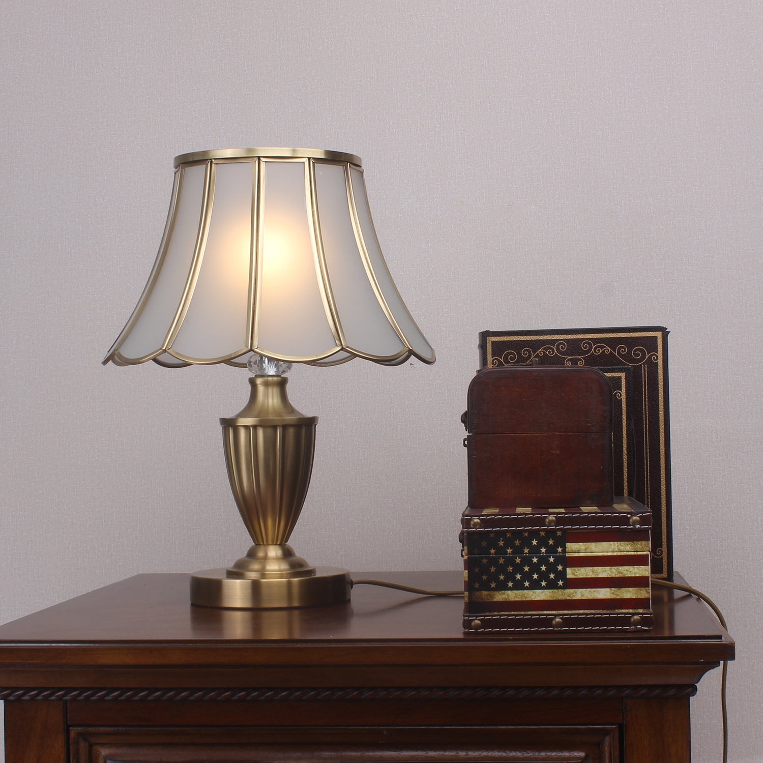 Valencia Brass & Glass Vintage Table Lamp - Letslighting