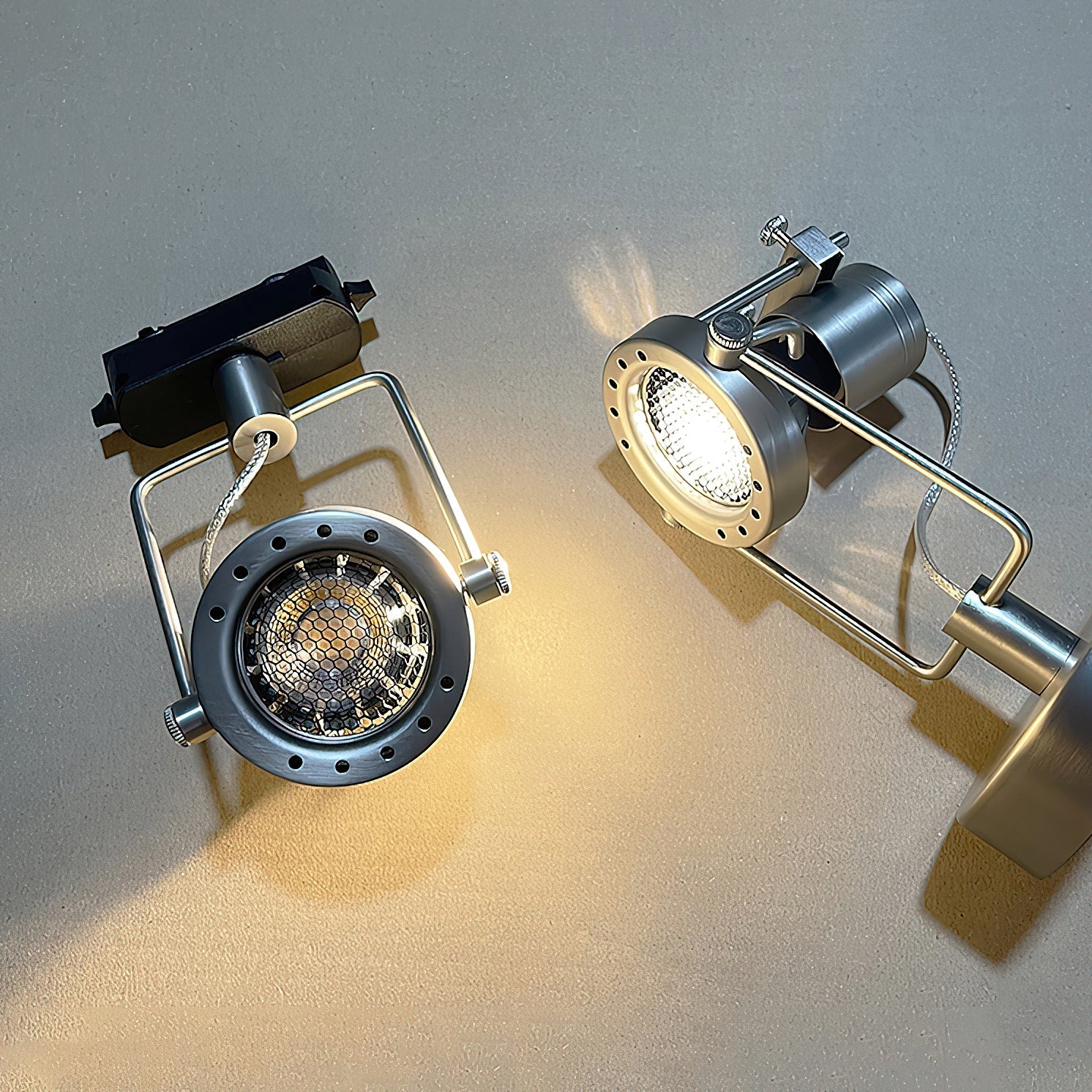 Ivelor Vintage Industrial Glass Track Lights - Letslighting