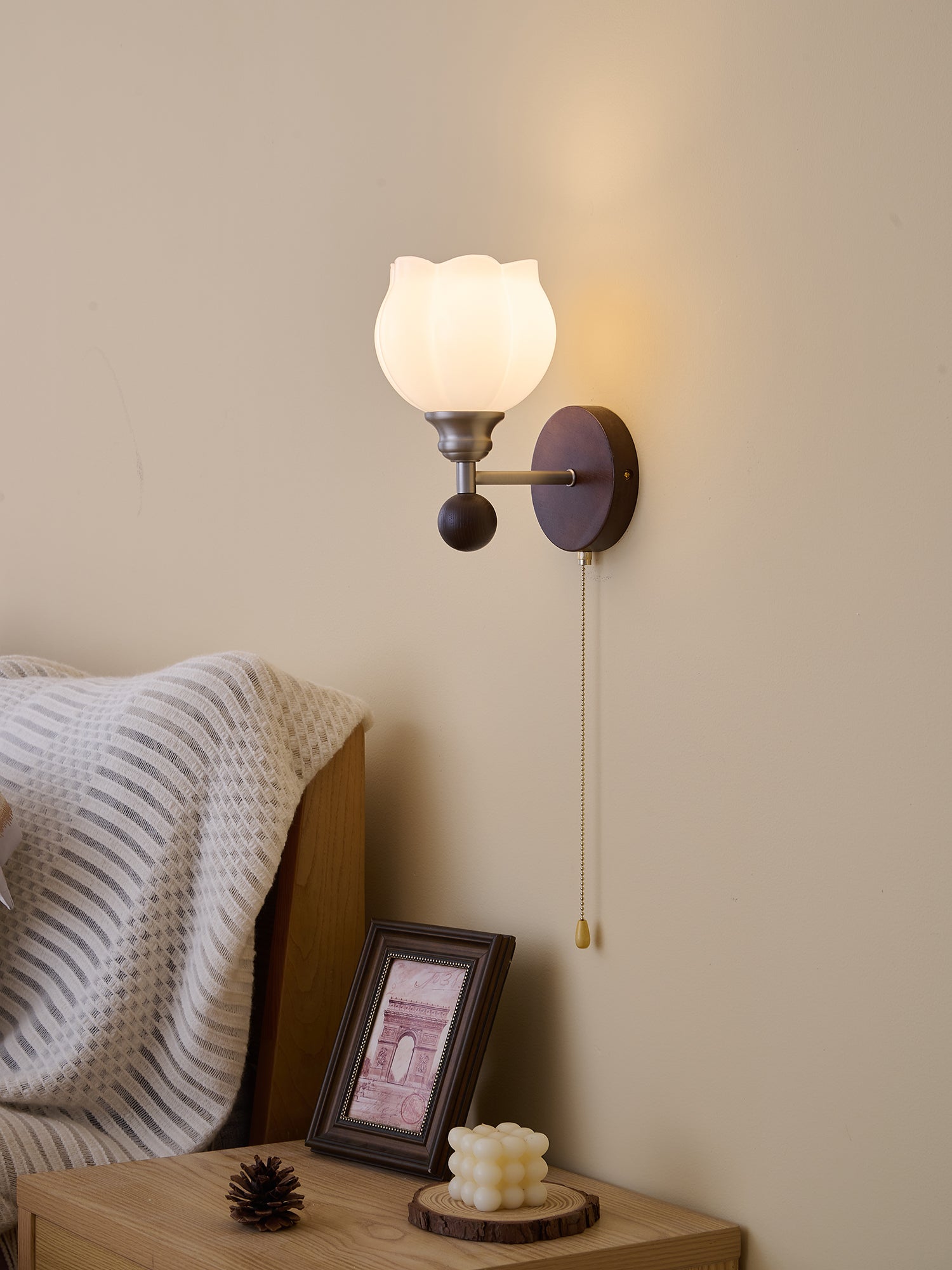 Lucille Elegance Classic Art Glass Wood Wall Lamp - Letslighting