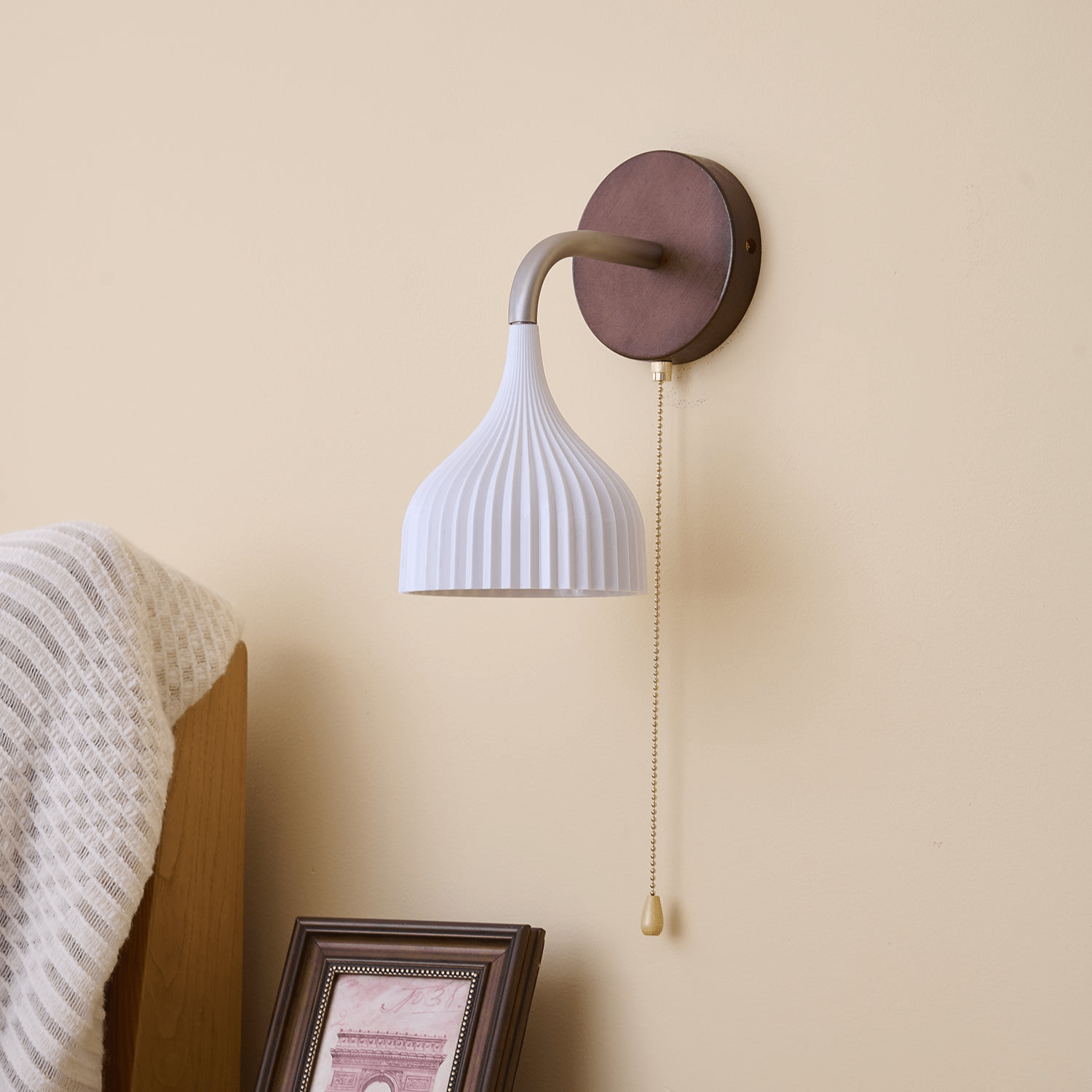 Cimararae Elegance Classic Wood Wall Lamp - Letslighting