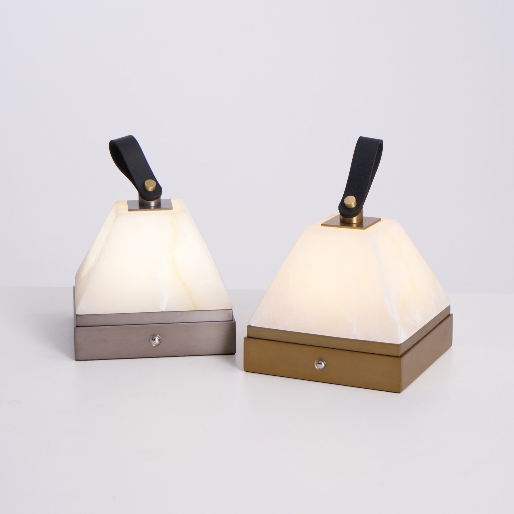 Pyramidale Alabaster Table Lamp with Leather Handle - Letslighting