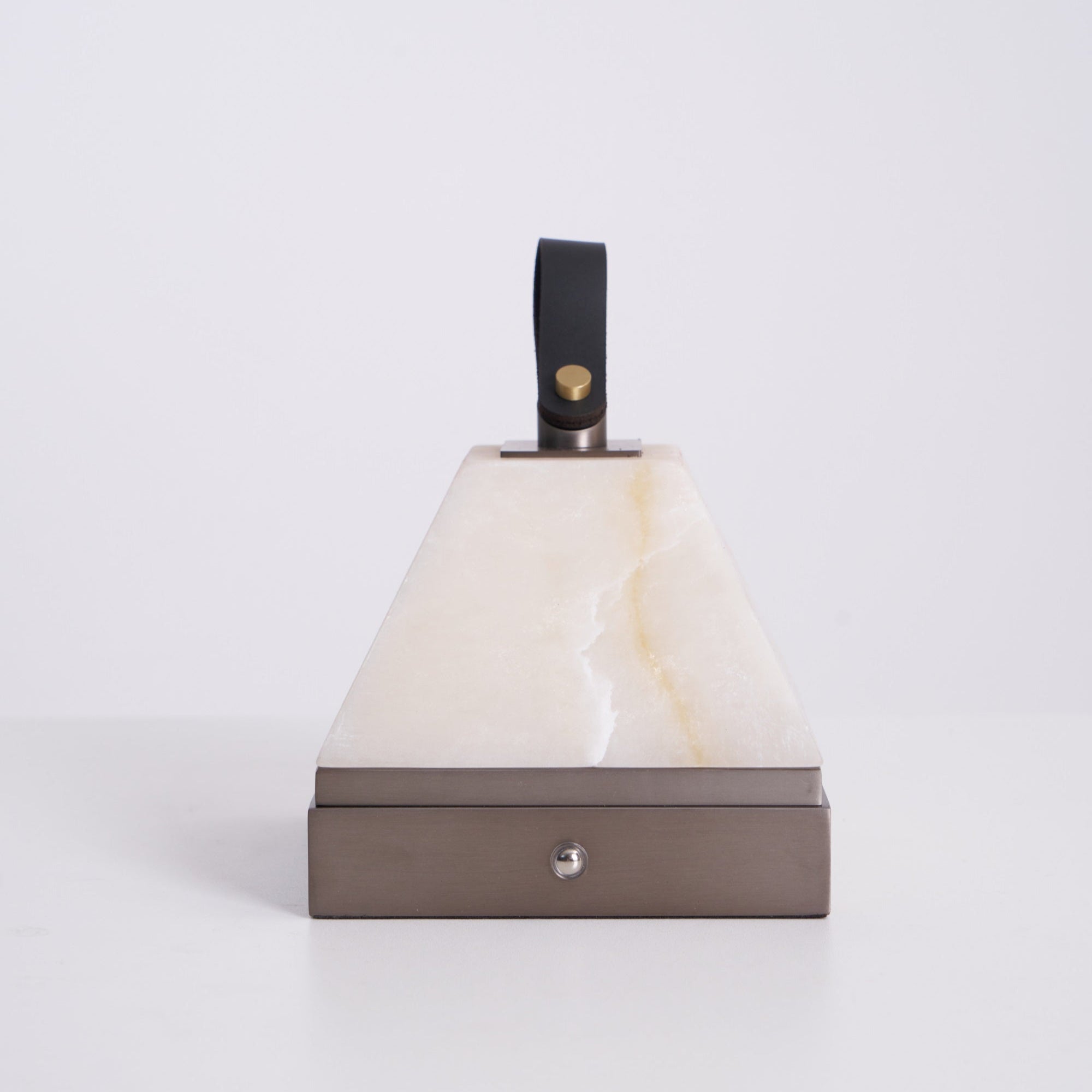 Pyramidale Alabaster Table Lamp with Leather Handle - Letslighting
