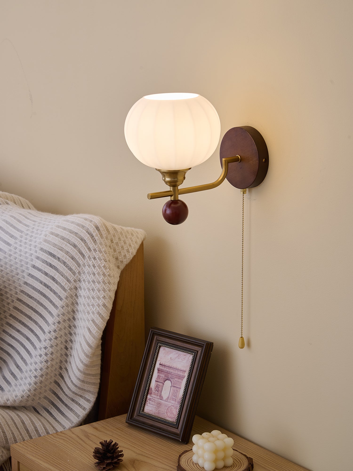 Bobble Premium Nordic Art Crest Glass Wood Wall Lamp - Letslighting