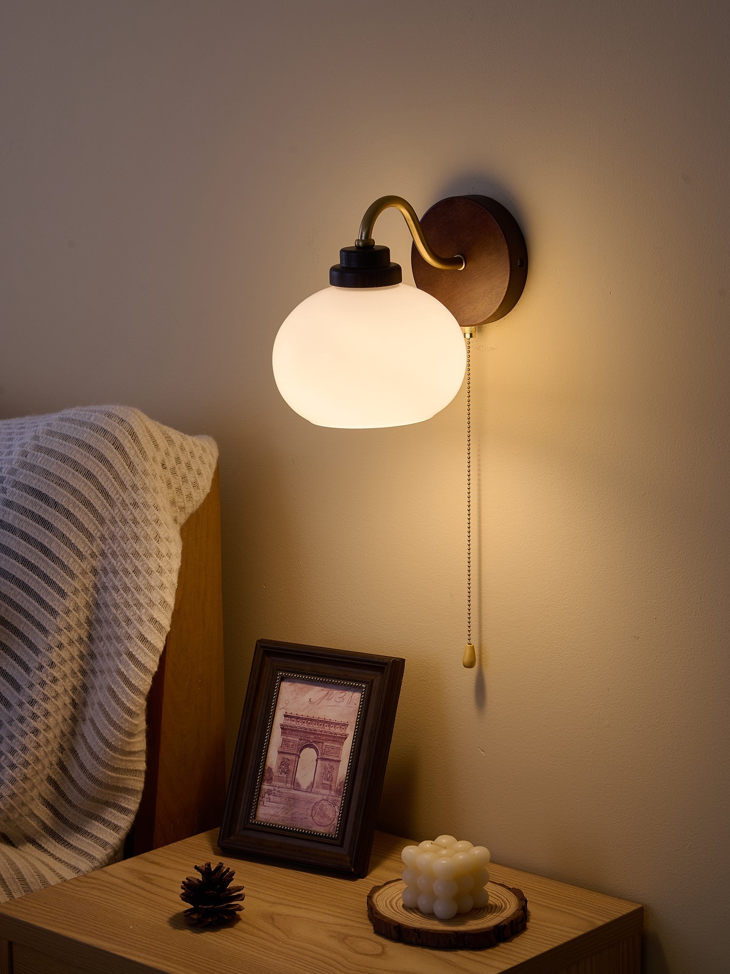 Bobble Premium Nordic Art Crest Glass Wood Wall Lamp - Letslighting