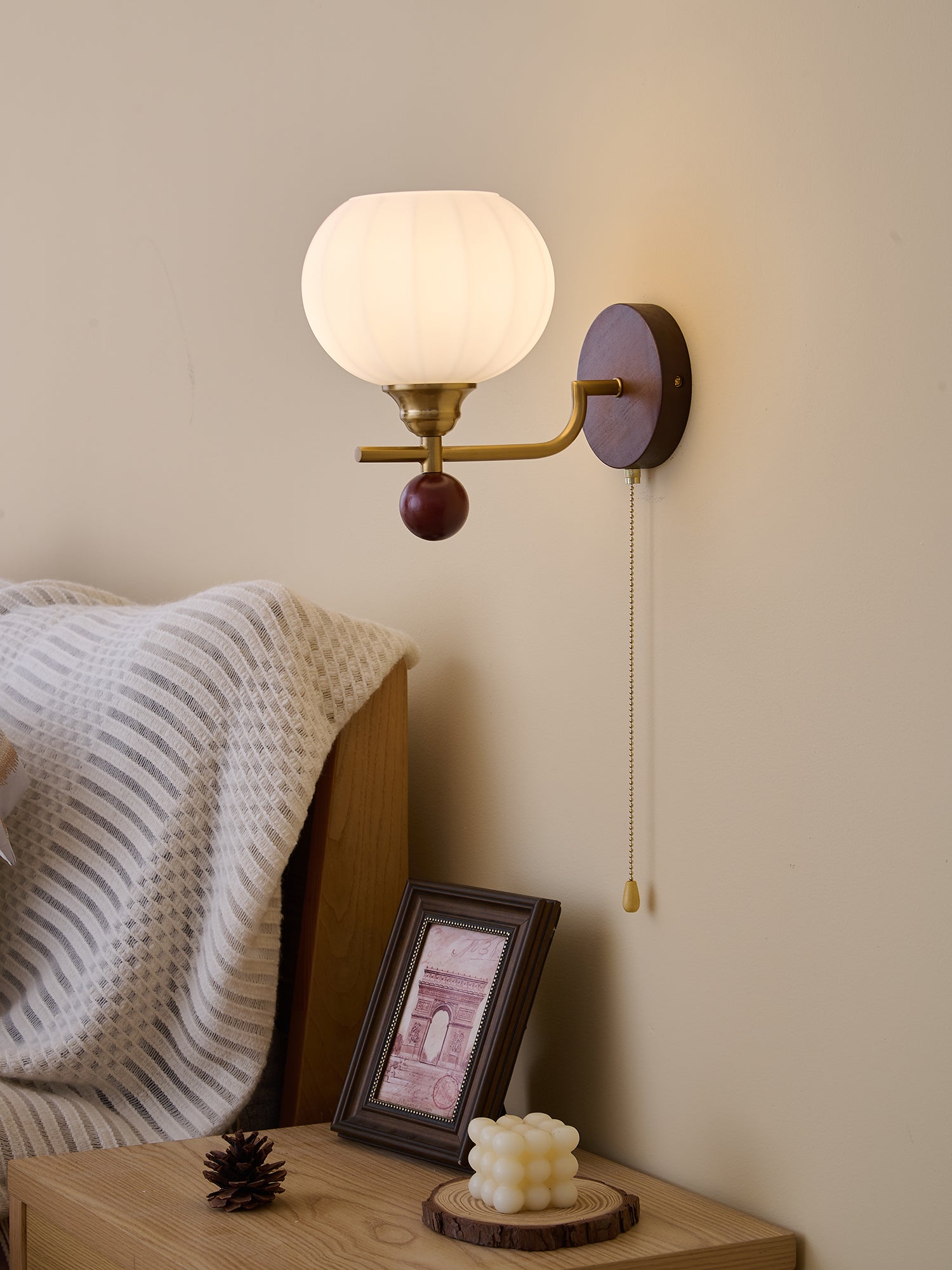 Bobble Premium Nordic Art Crest Glass Wood Wall Lamp - Letslighting