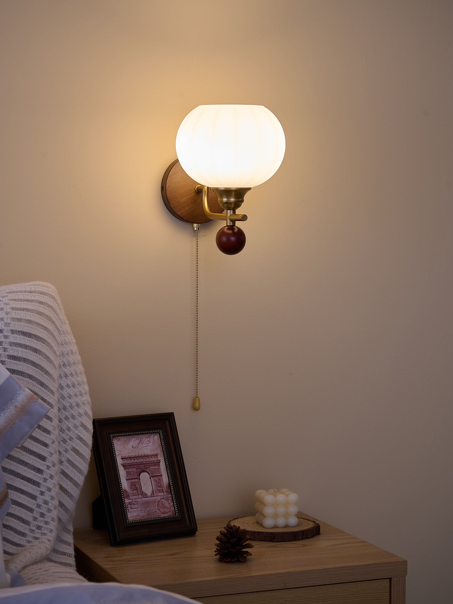 Bobble Premium Nordic Art Crest Glass Wood Wall Lamp - Letslighting