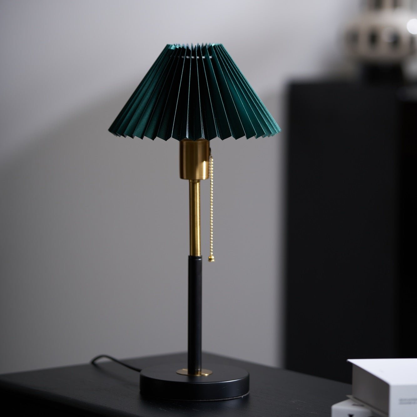 Madison Minimalist Ceramics Table Lamp - Letslighting