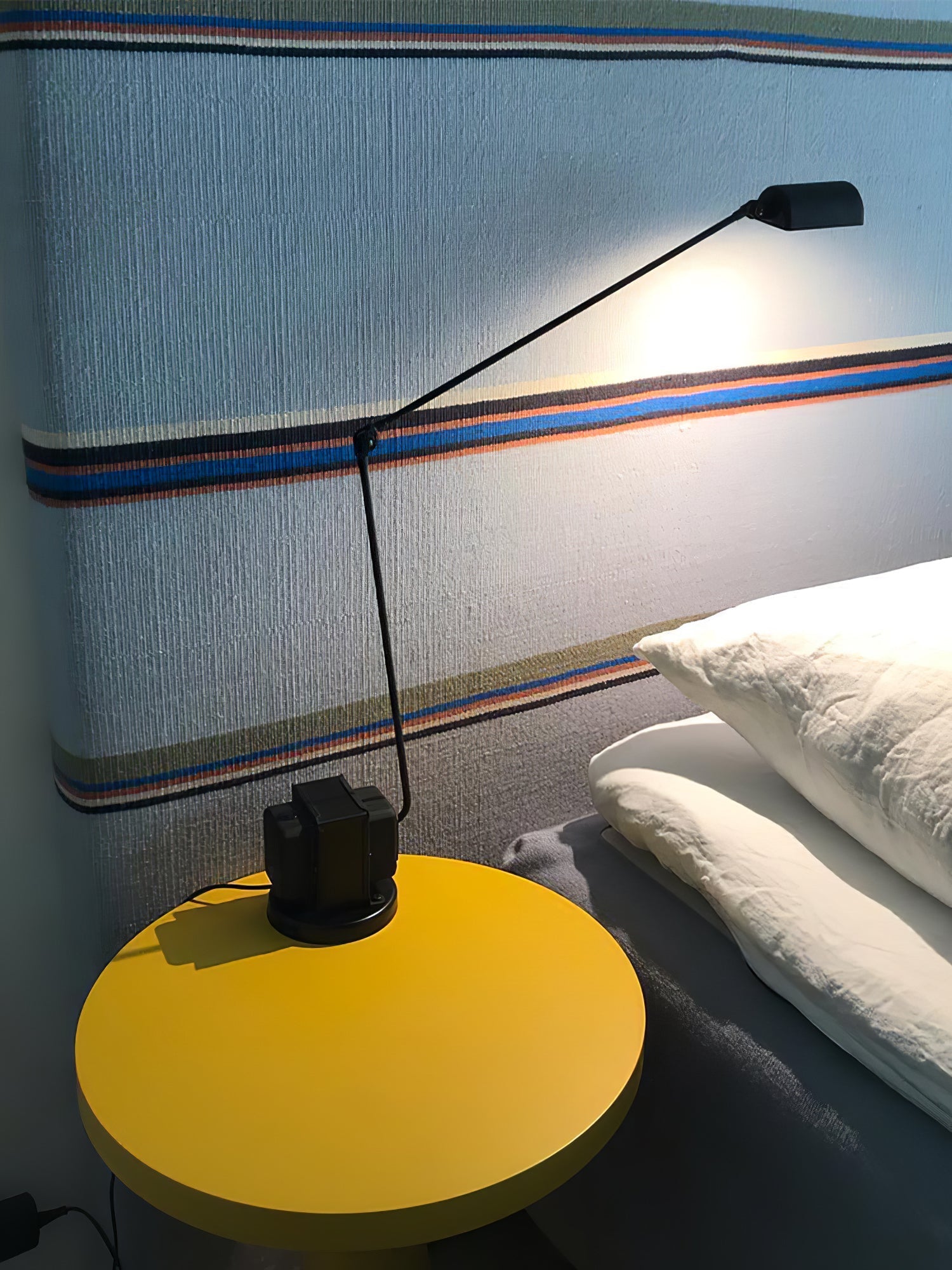 Elliot Minimalist Table Lamp - Letslighting