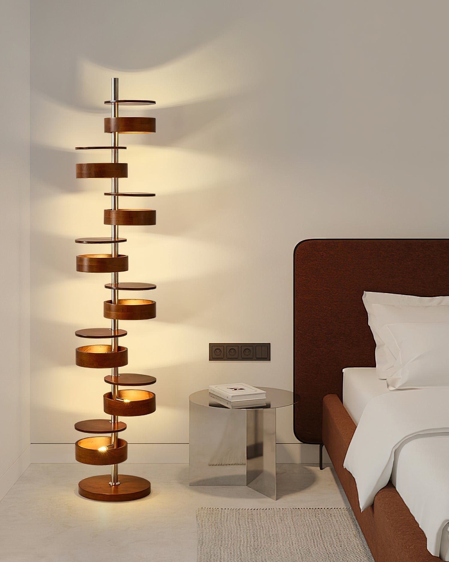 Lynix Wooden Floor Lamp - Letslighting