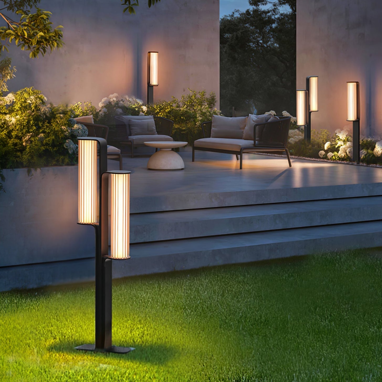 Lumo Arc Duo Outdoor Lamp - Letslighting