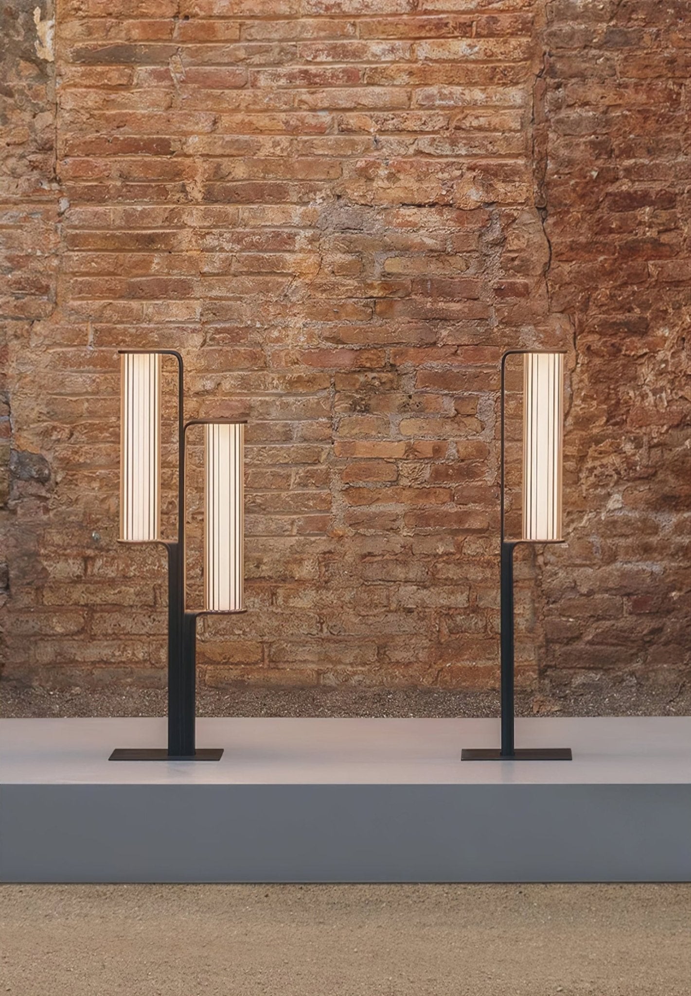 Lumo Arc Duo Outdoor Lamp - Letslighting