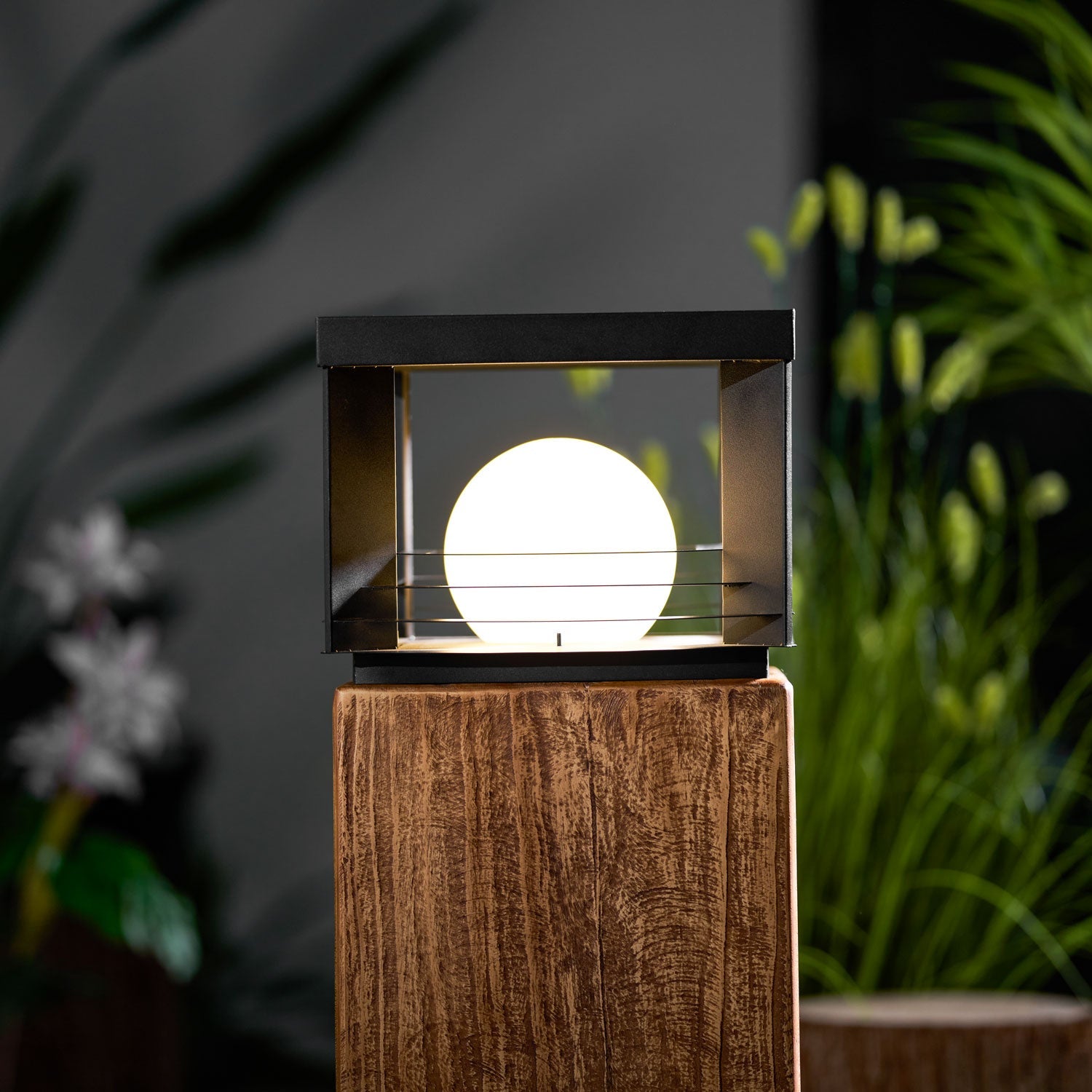 Lunar Crate Outdoor Lamp - Letslighting