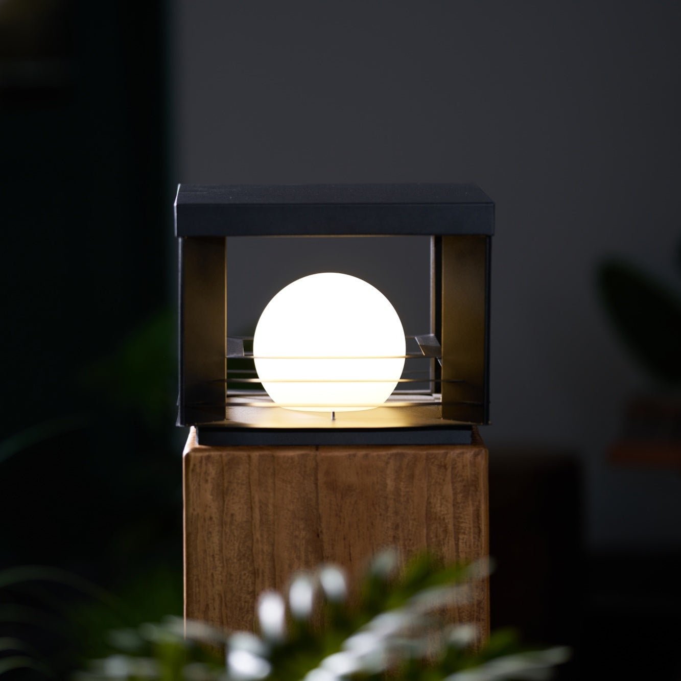 Lunar Crate Outdoor Lamp - Letslighting