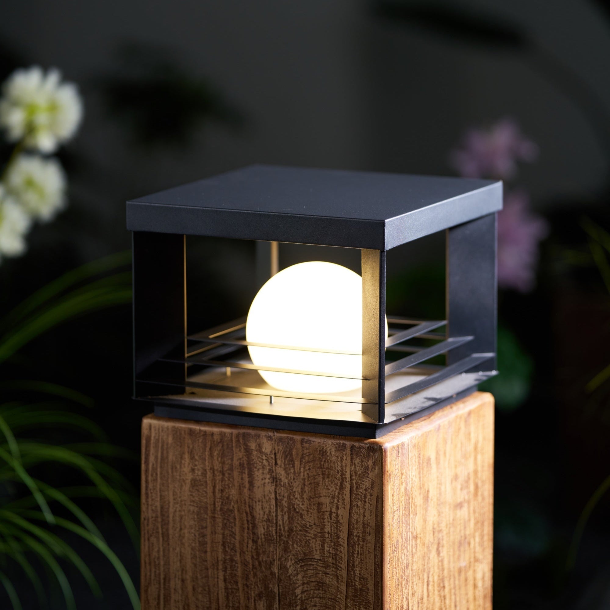 Lunar Crate Outdoor Lamp - Letslighting