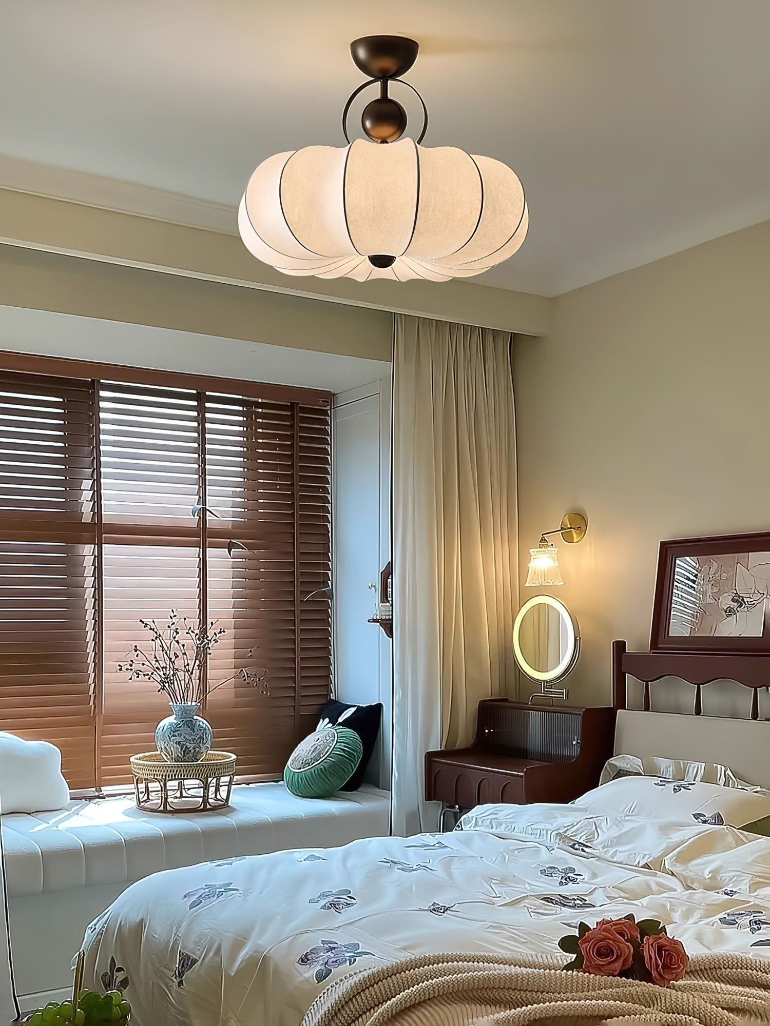 Yunshui Petal Fabric Bronze Pendant Light - Letslighting