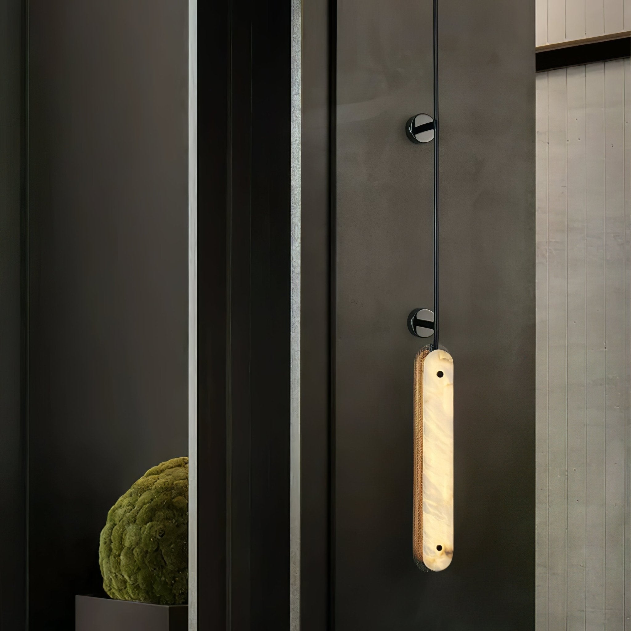 Lysandra Modern Alabaster Wall Light