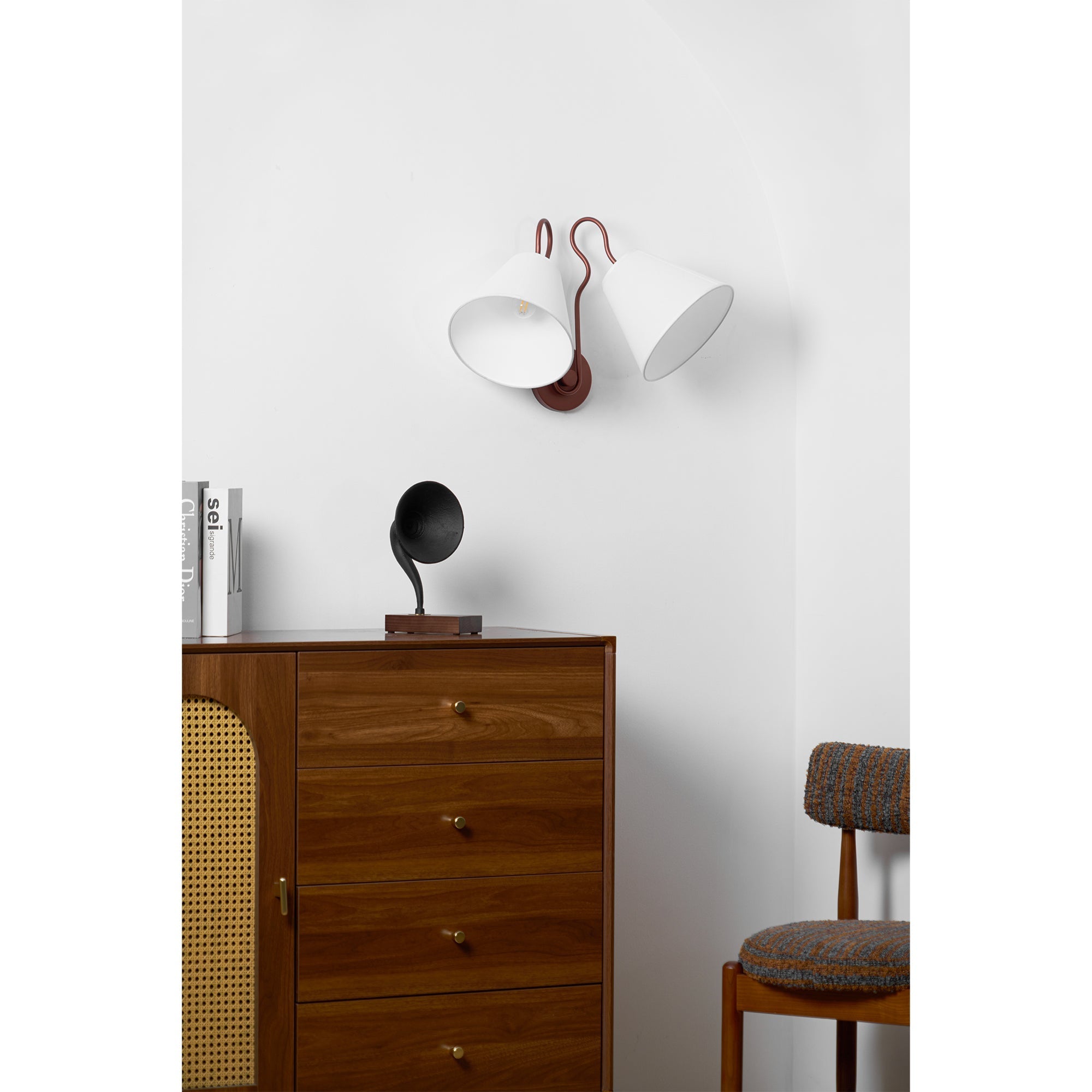 Elthayra Vintage Industrial Fabric Wall Lamp - Letslighting