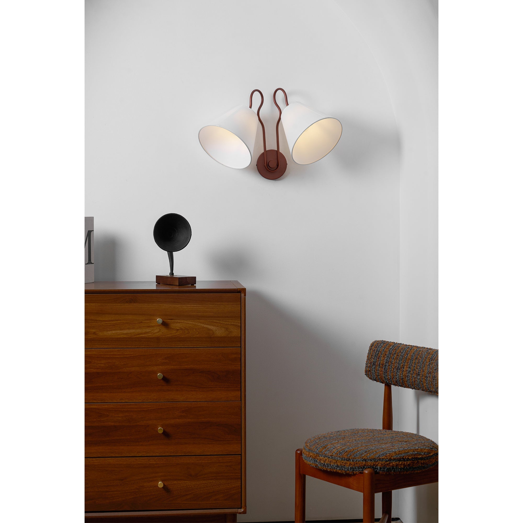 Elthayra Vintage Industrial Fabric Wall Lamp - Letslighting