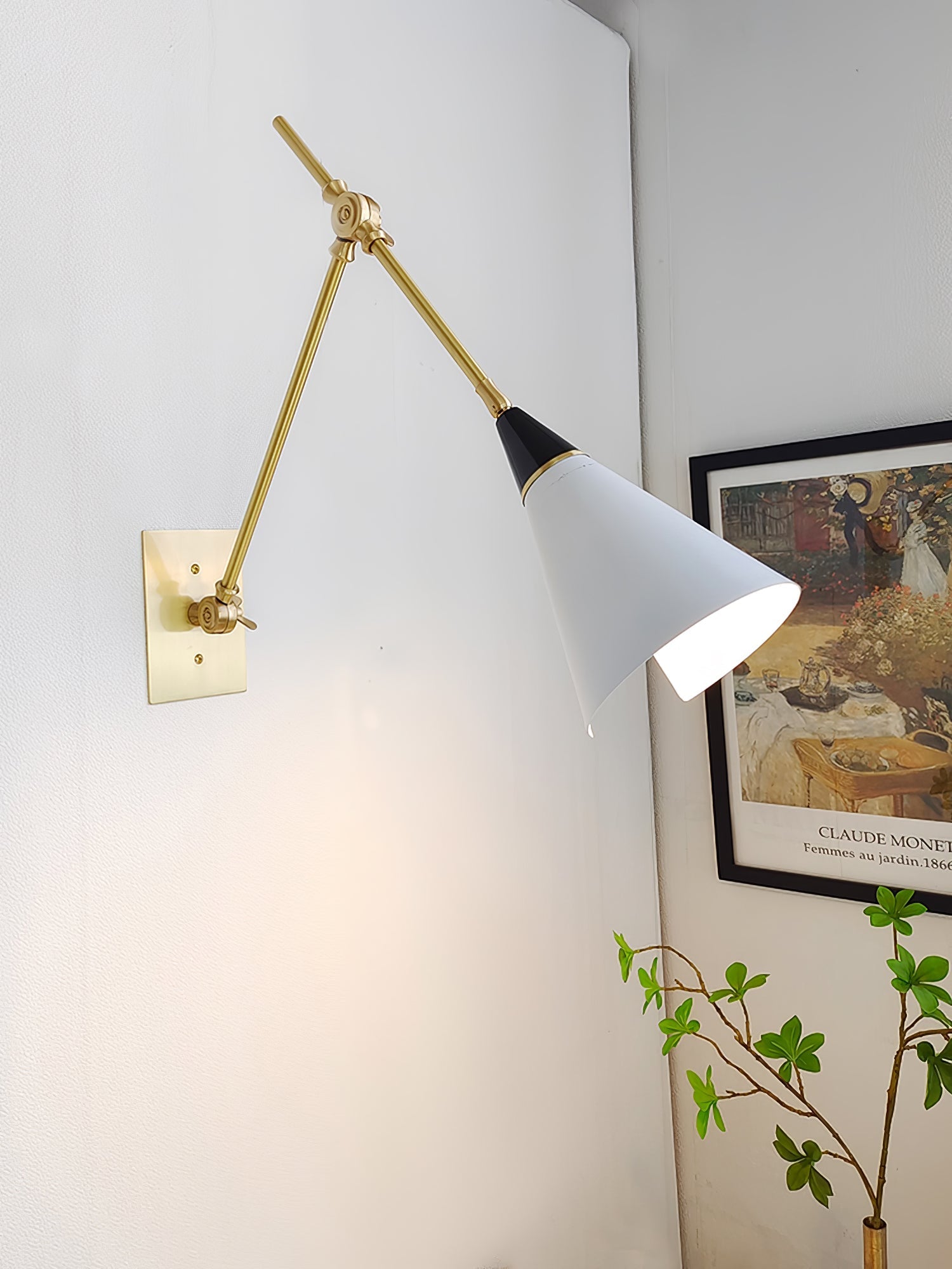 Lindsay Vintage Industrial Glass Wall Lamp - Letslighting