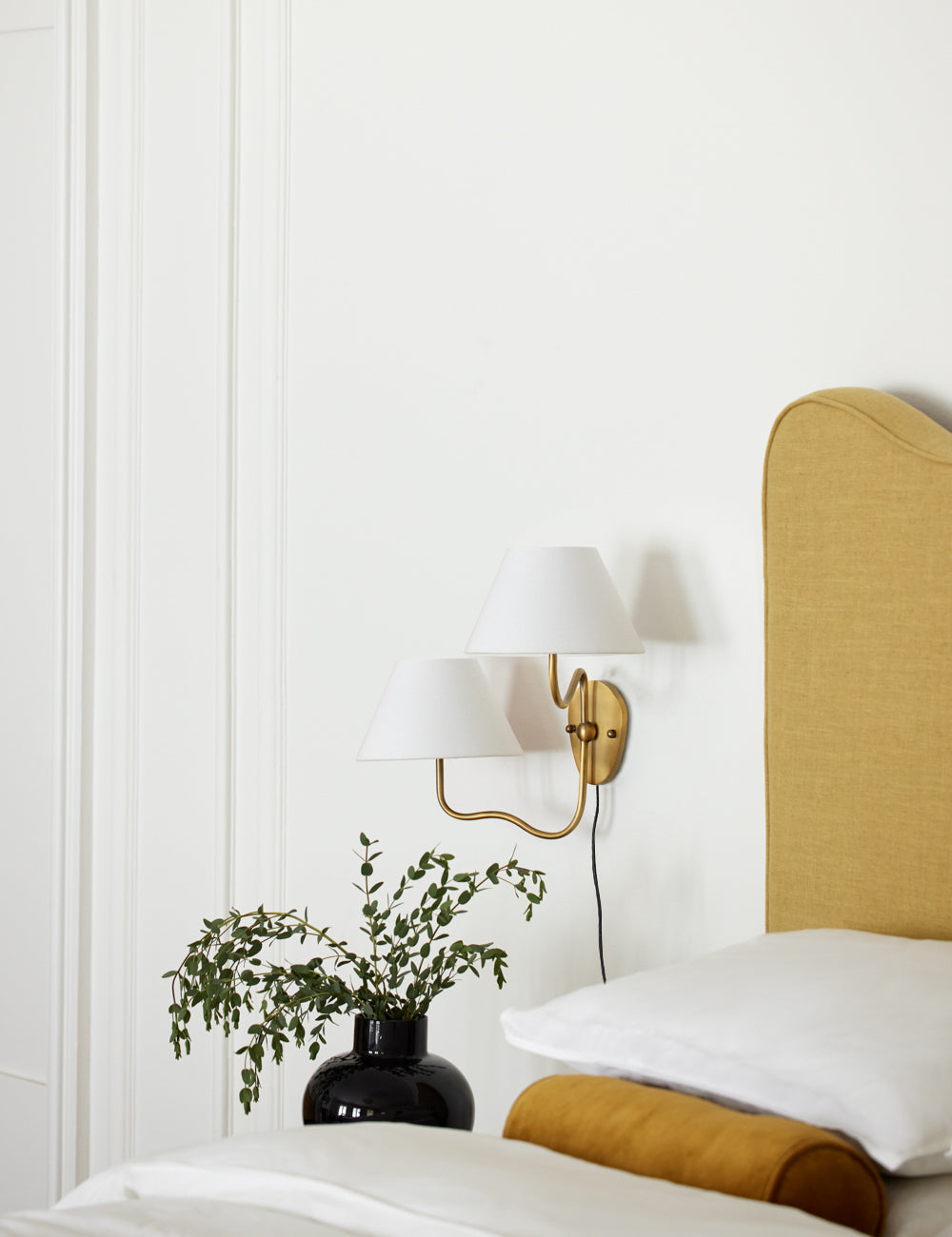 Myvele Elegance Vintage Plug-in Brass Fabric Wall Lamp - Letslighting
