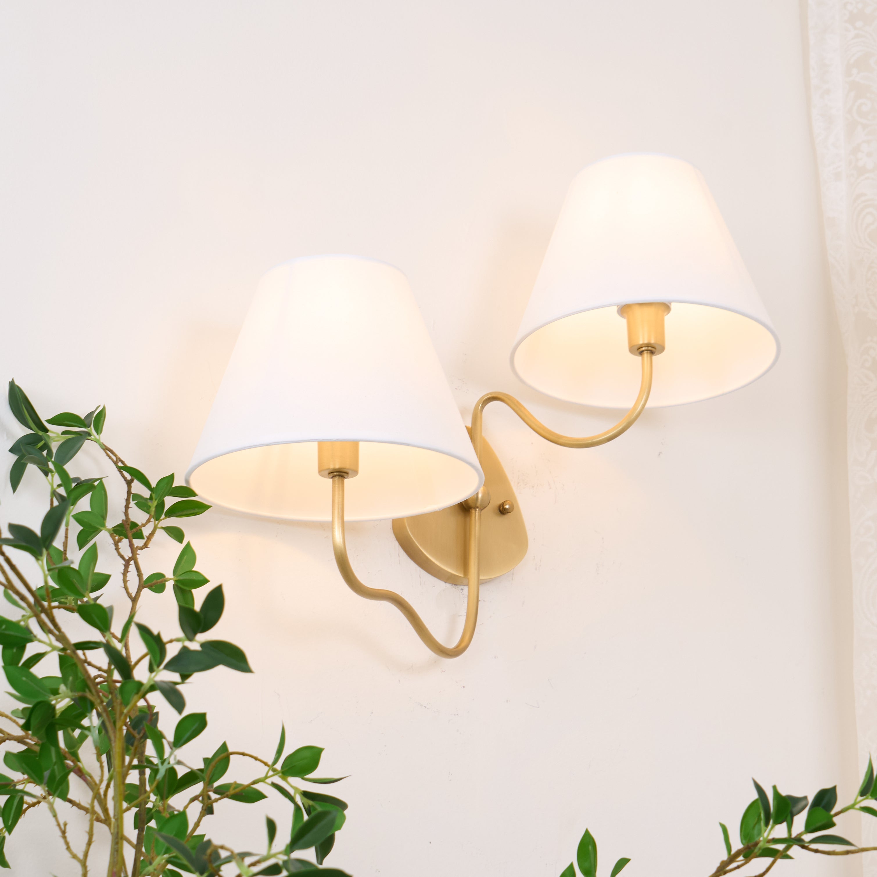 Evynor Vintage Industrial Brass Fabric Wall Lamp - Letslighting