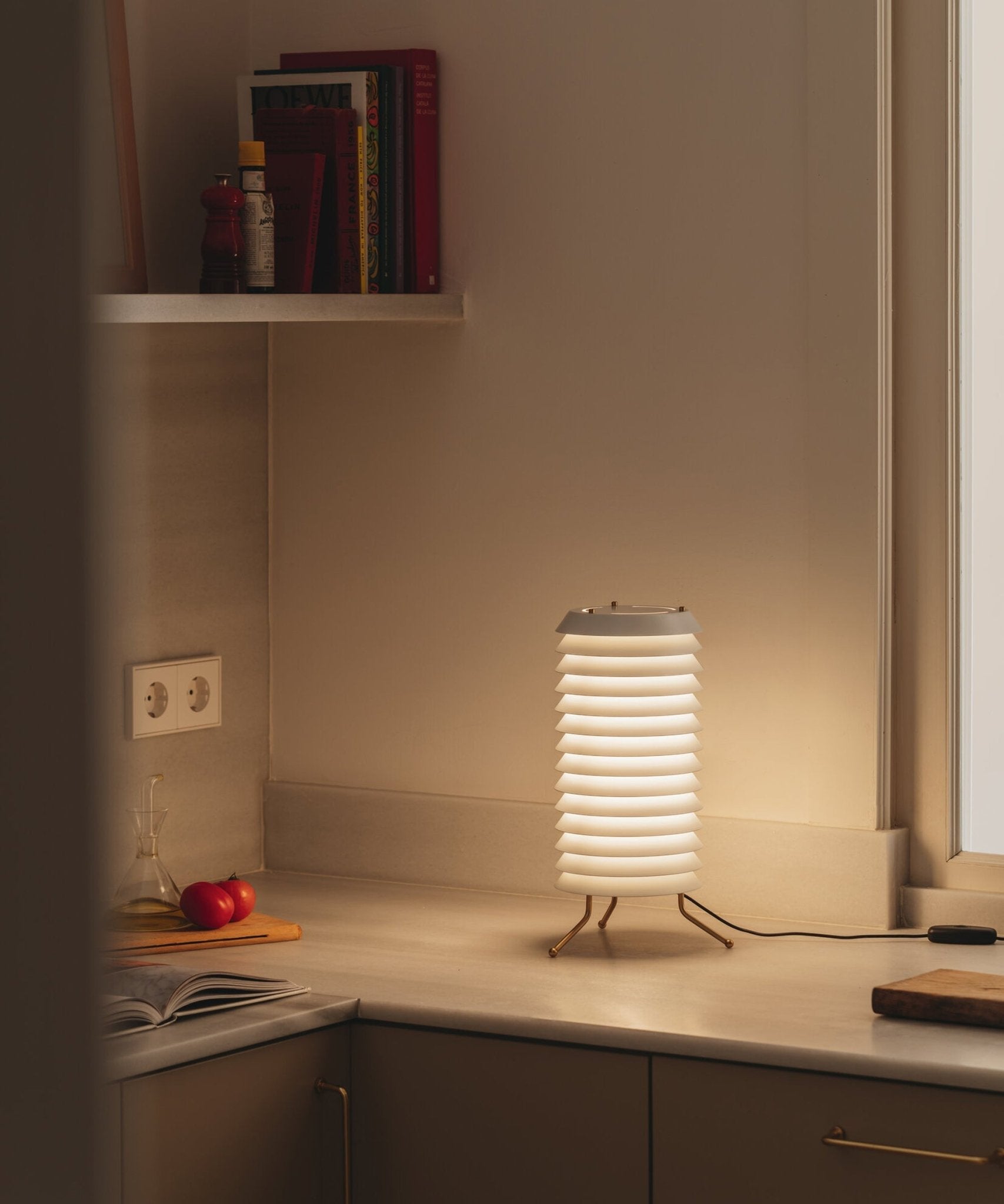 Kora Lattice Scandinavian Table Lamp - Letslighting