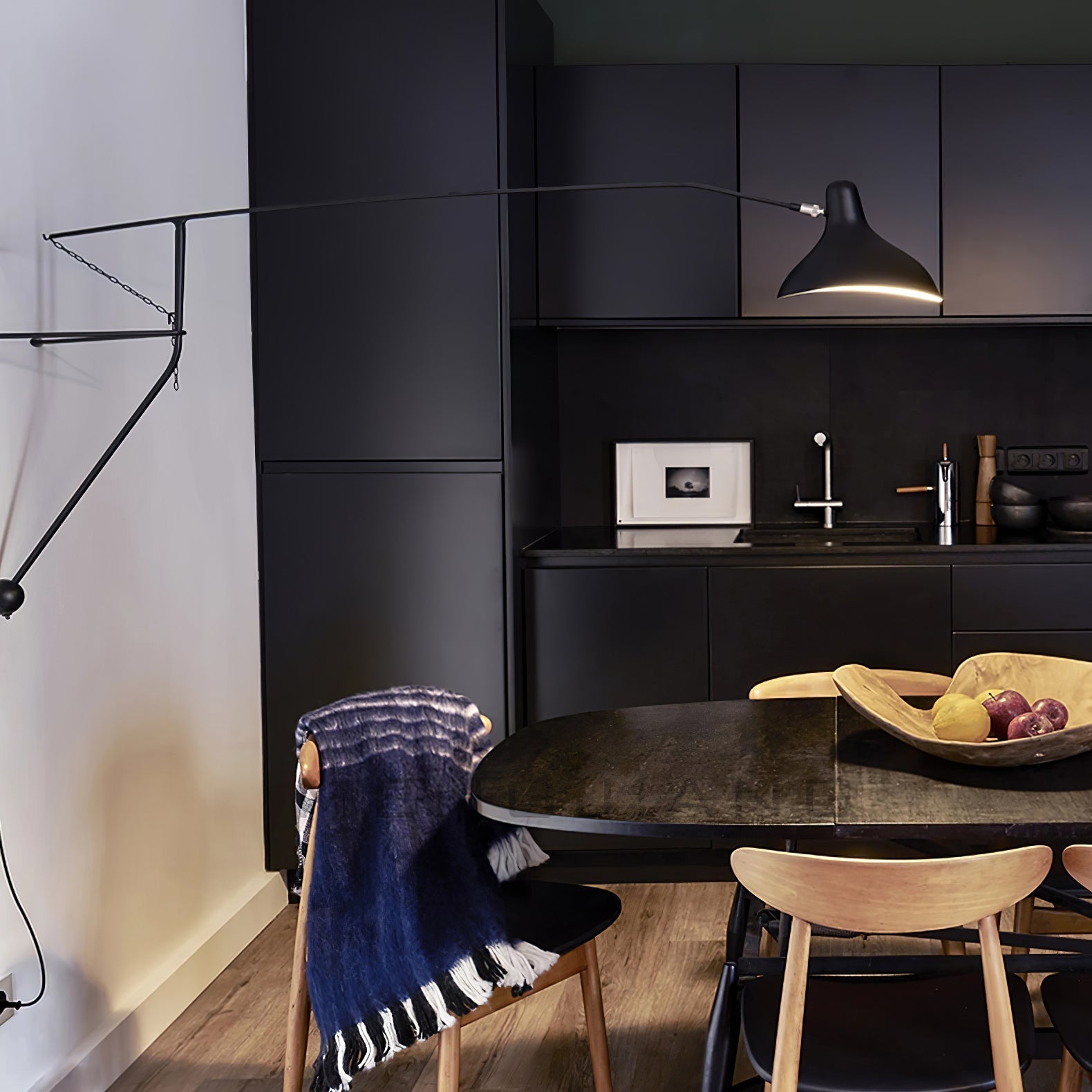 Ivsolarae Modern Minimalist Arm Wall Lamp - Letslighting