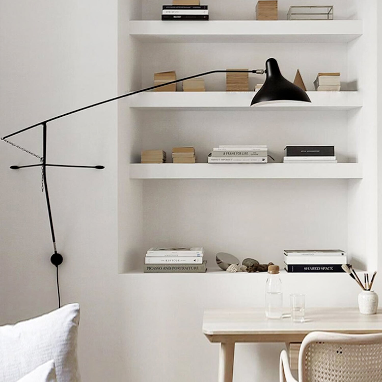 Ivsolarae Modern Minimalist Arm Wall Lamp - Letslighting