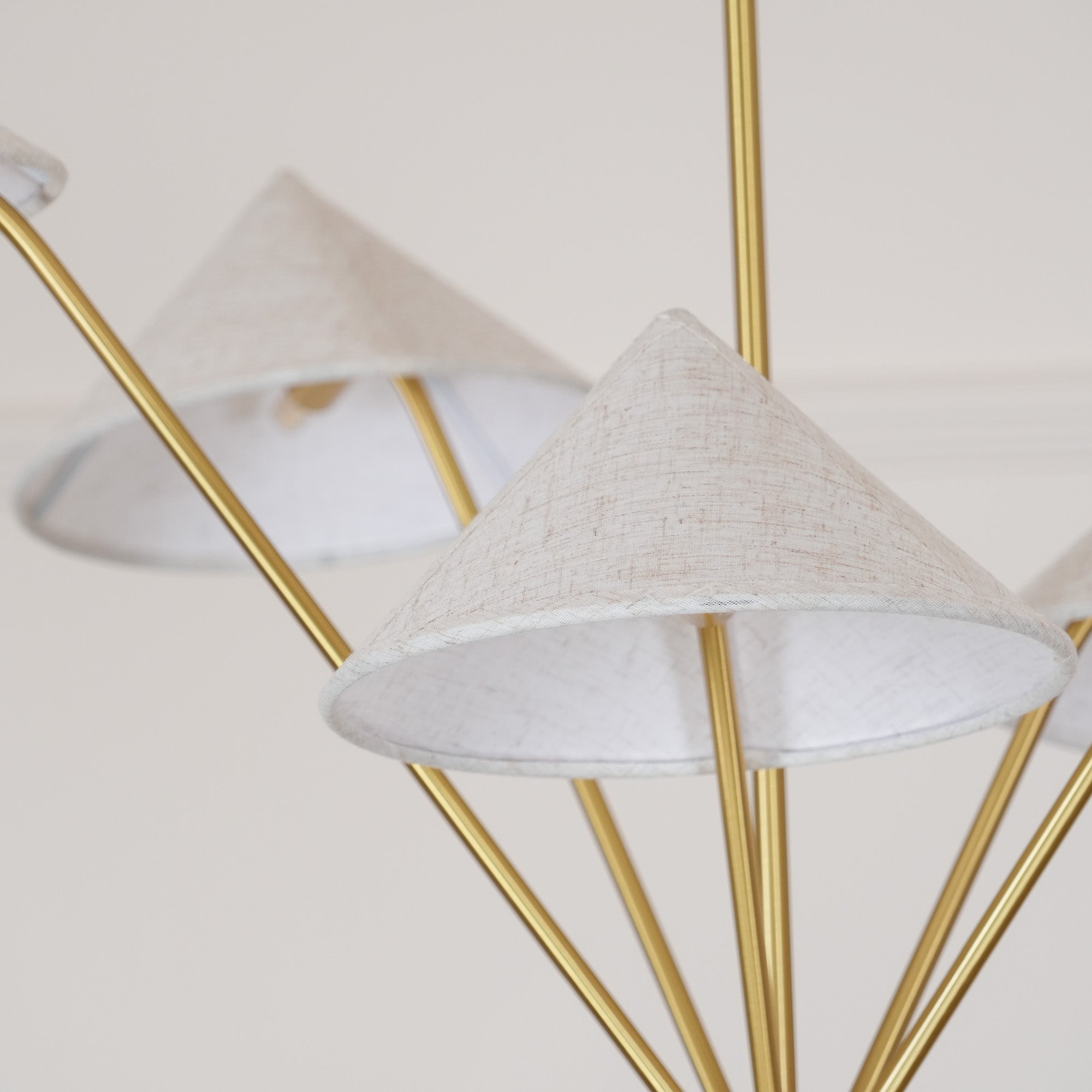 Lustra Chandelier Brass Curved Beige - Letslighting