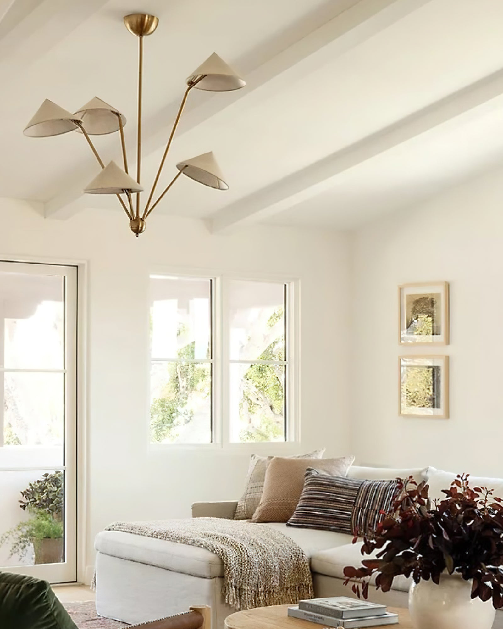 Lustra Chandelier Brass Curved Beige - Letslighting