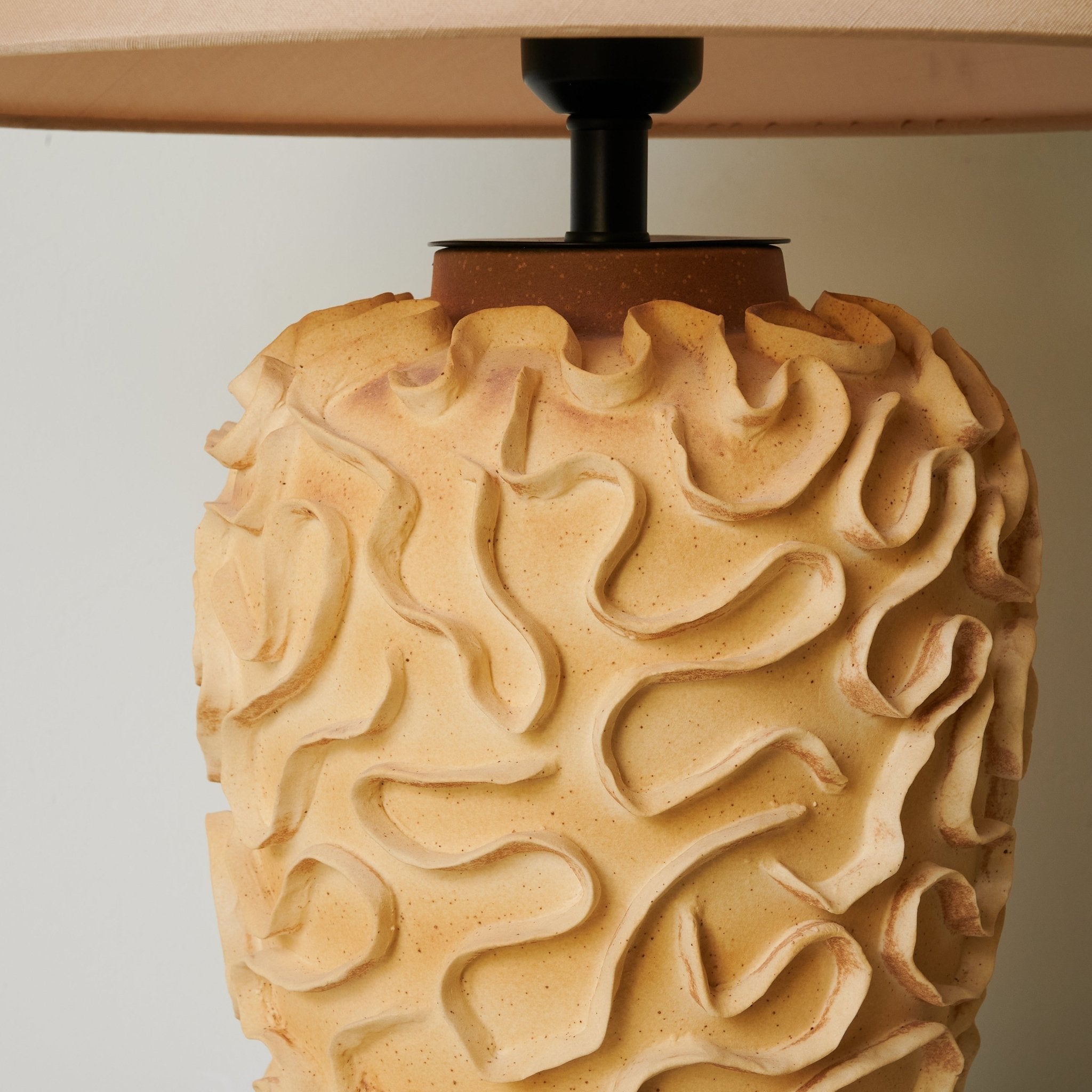 Isaac Vintage Ceramics Table Lamp - Letslighting