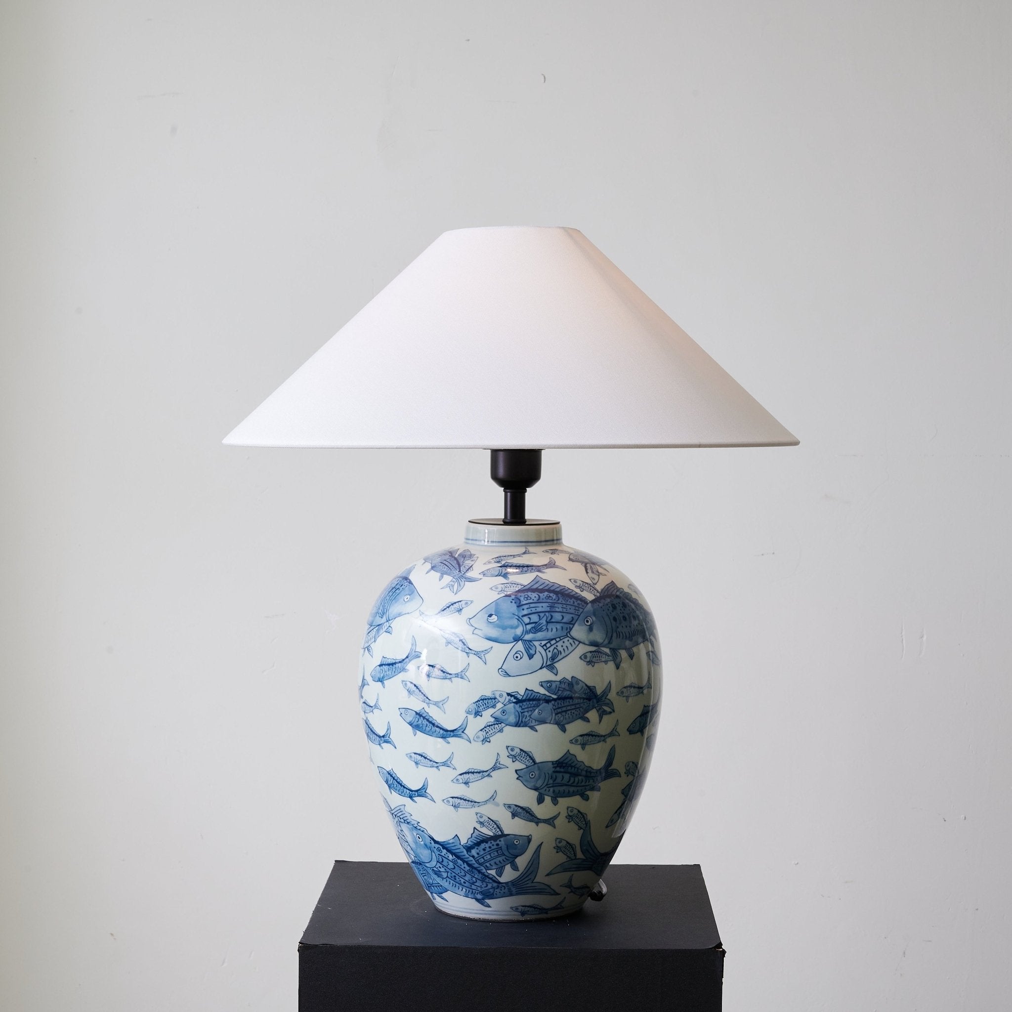 Orlyss Fabric Traditional Table Lamp - Letslighting