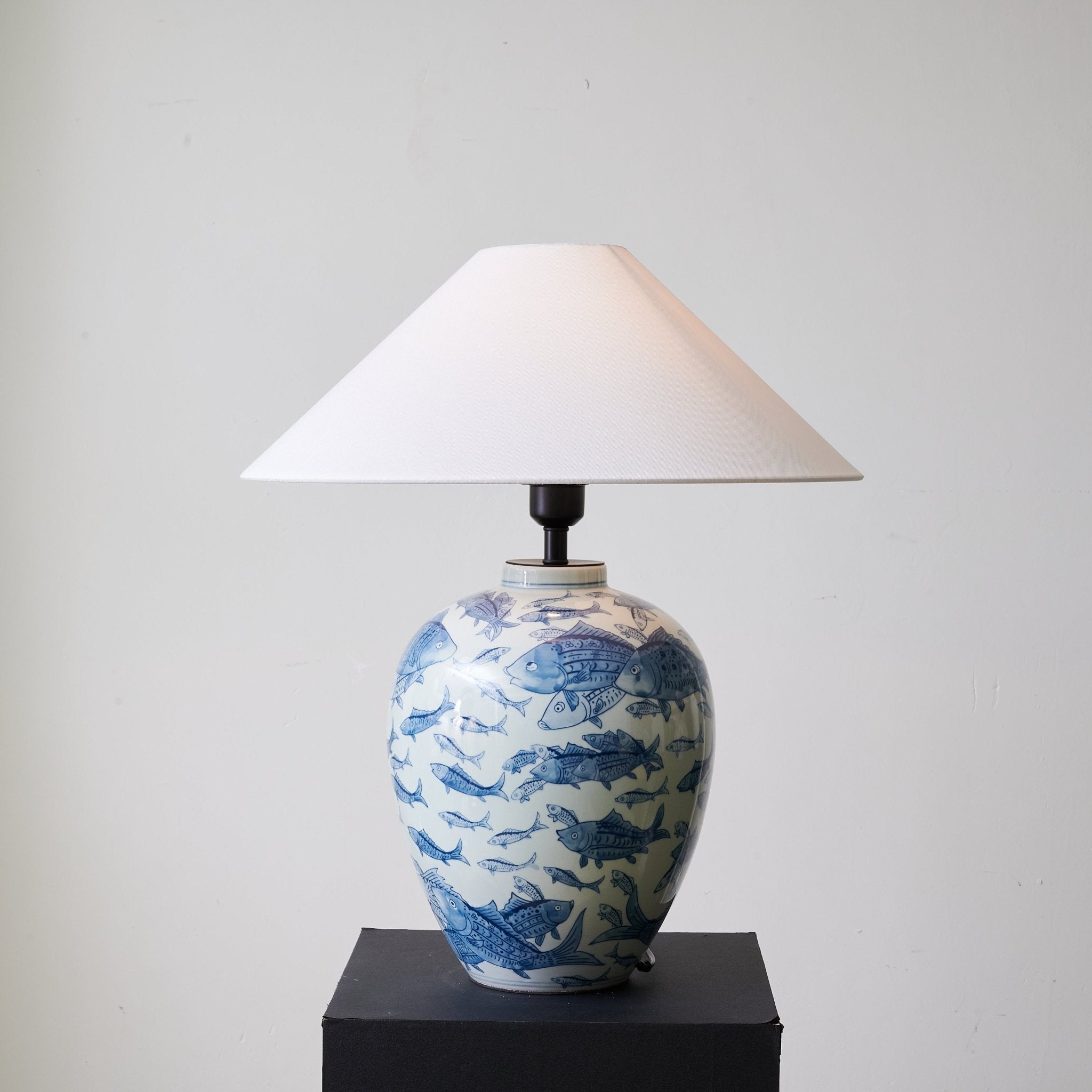 Orlyss Fabric Traditional Table Lamp - Letslighting